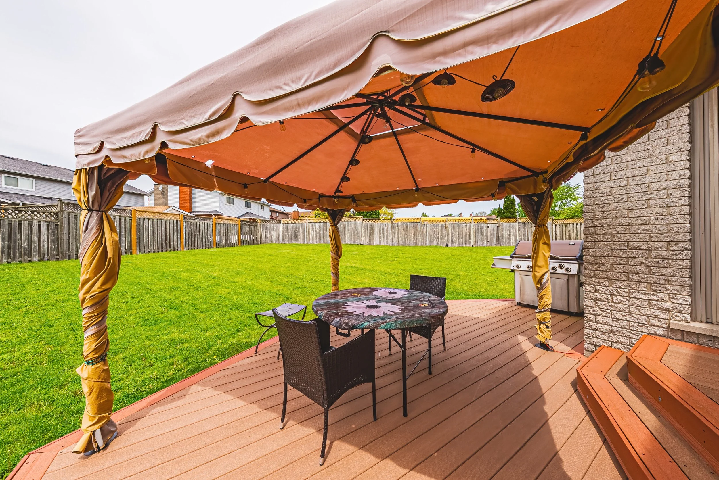 53 - 301 Parkwood Cres, Hamilton.jpg