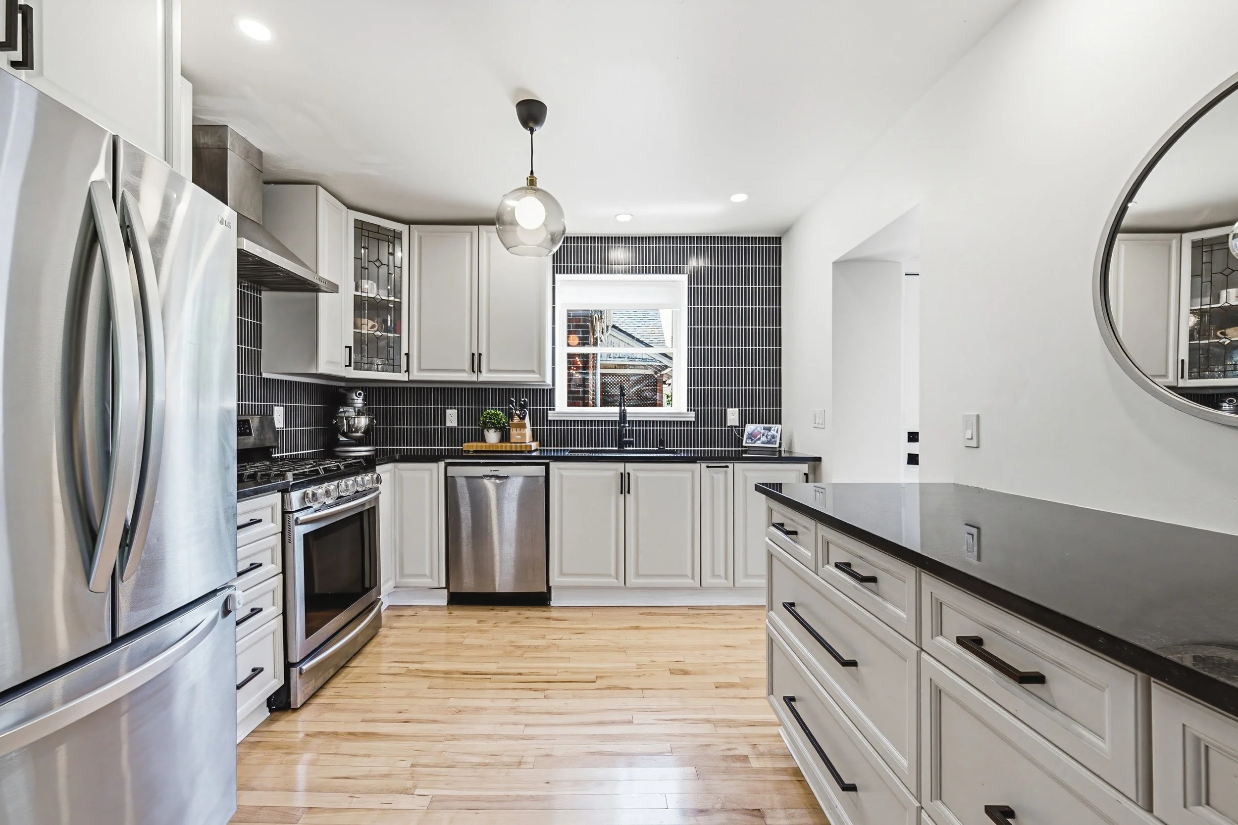 8 - 255 Weir St N, Hamilton.jpg