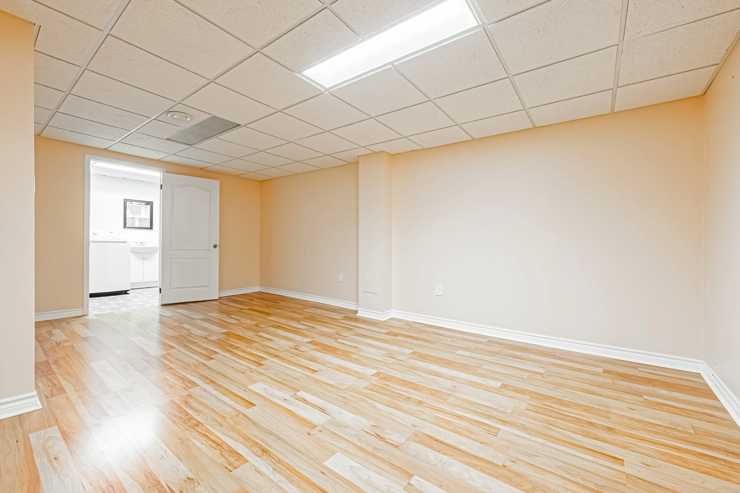 29 - 1584 Newlands Crescent #92, Burlington.jpg