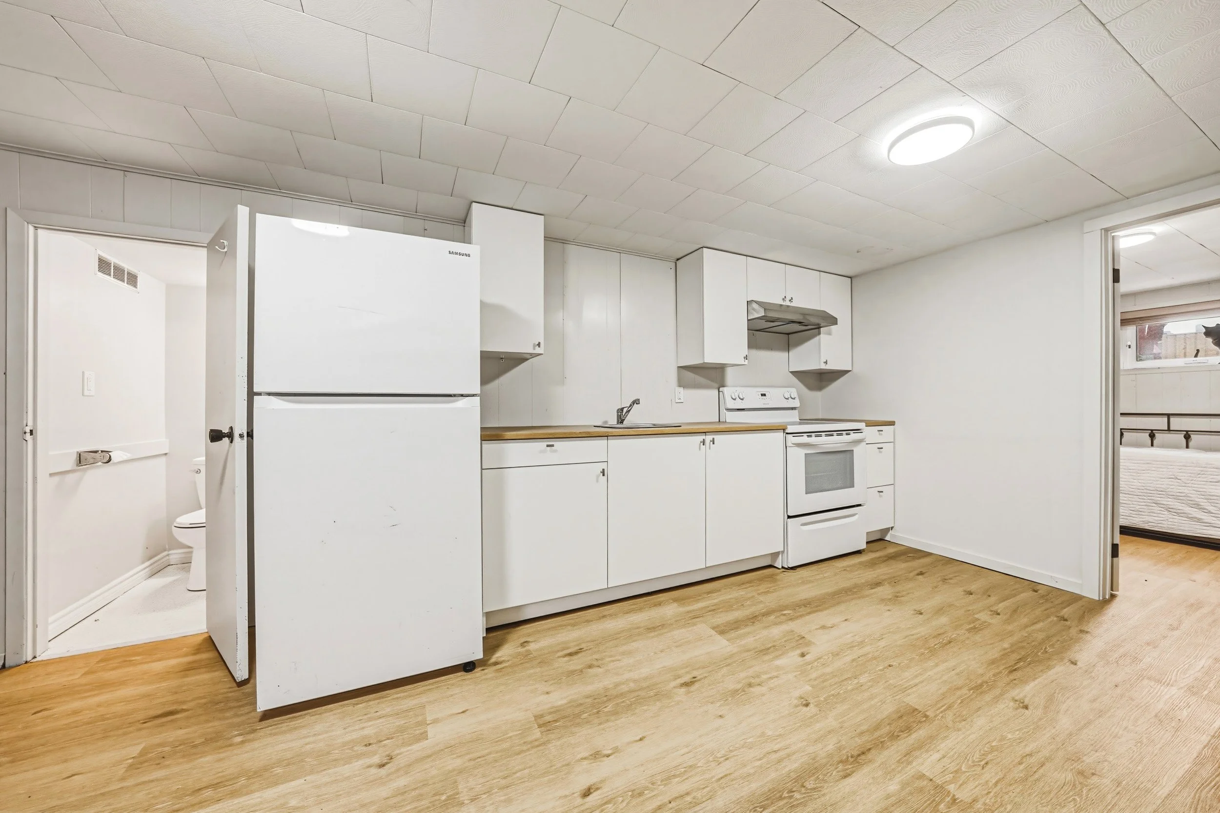 23 - 280 Montrose Ave, Hamilton.jpg