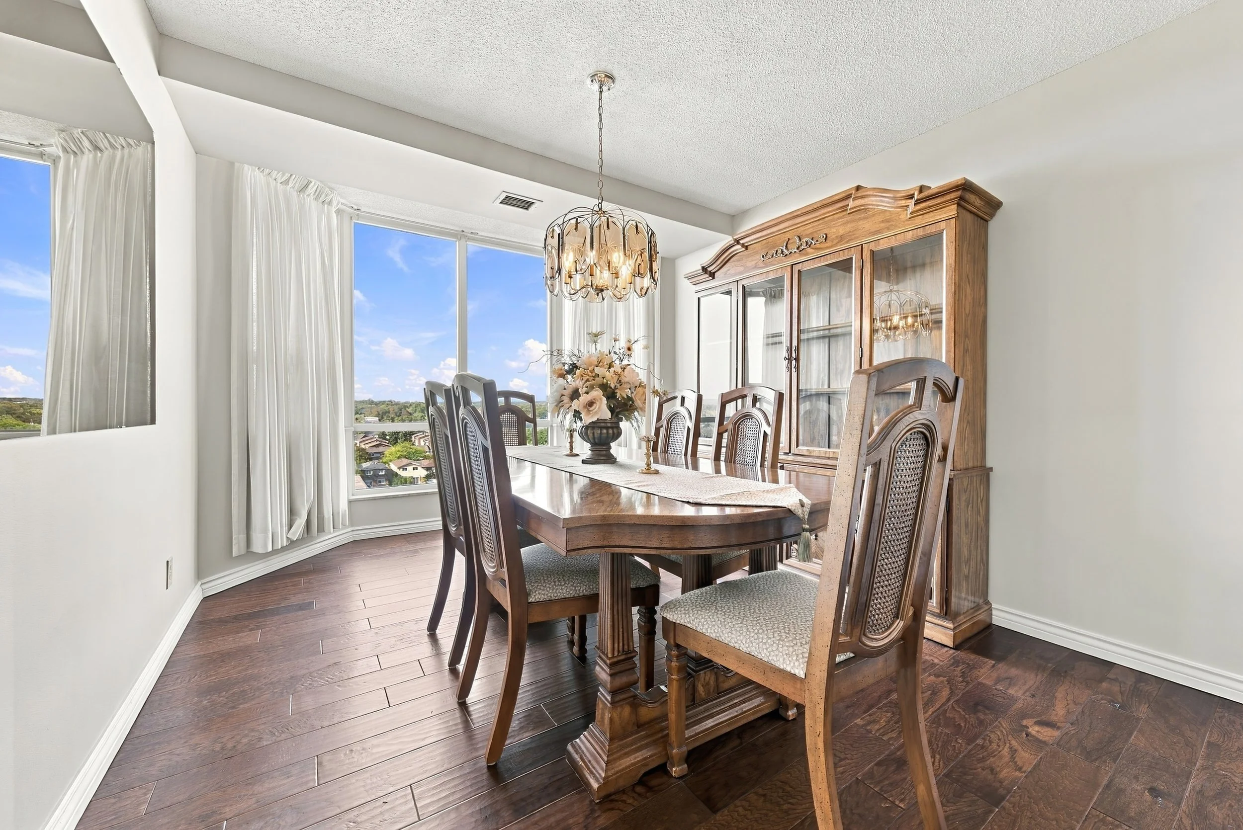 23 - 5280 Lakeshore Rd #912, Burlington.jpg