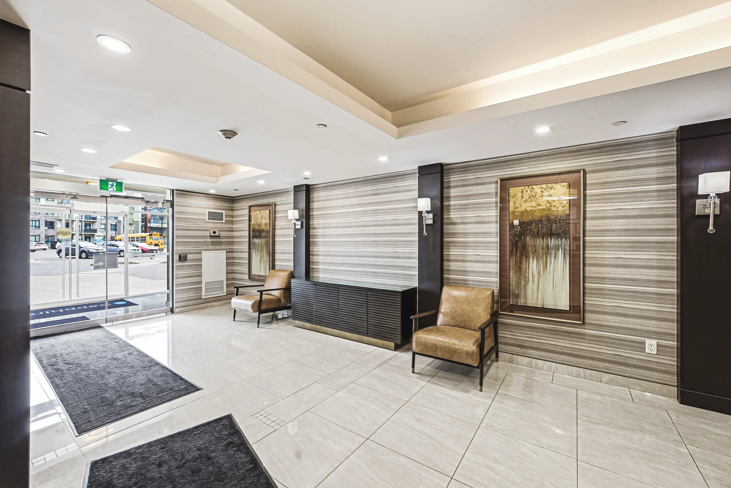 27 - 125 Shoreview Pl #134, Stoney Creek.jpg