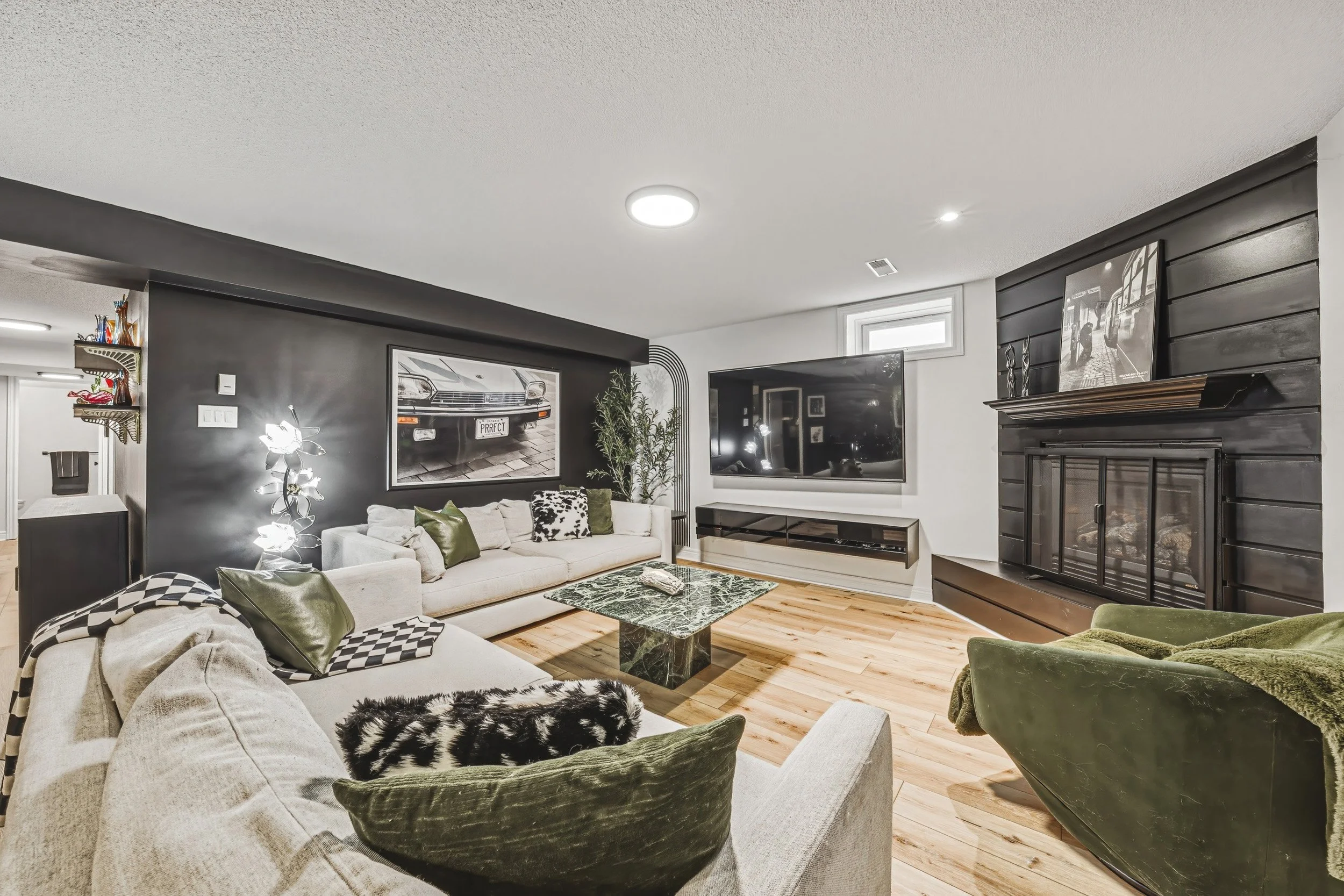 37 - 980 Glen View Ave, Burlington.jpg