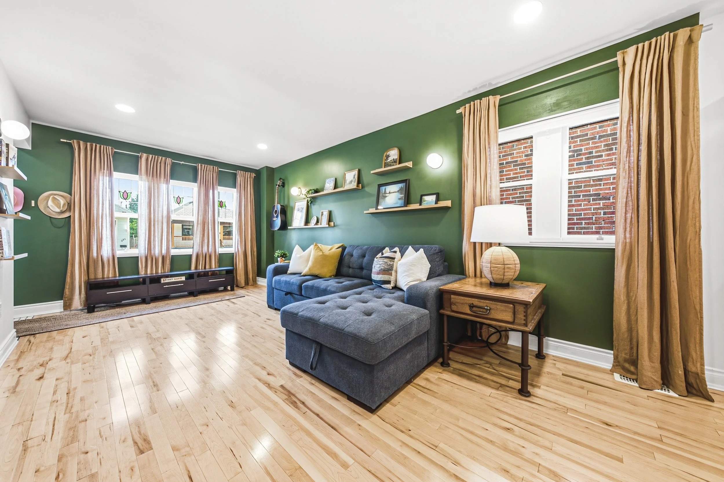5 - 255 Weir St N, Hamilton.jpg