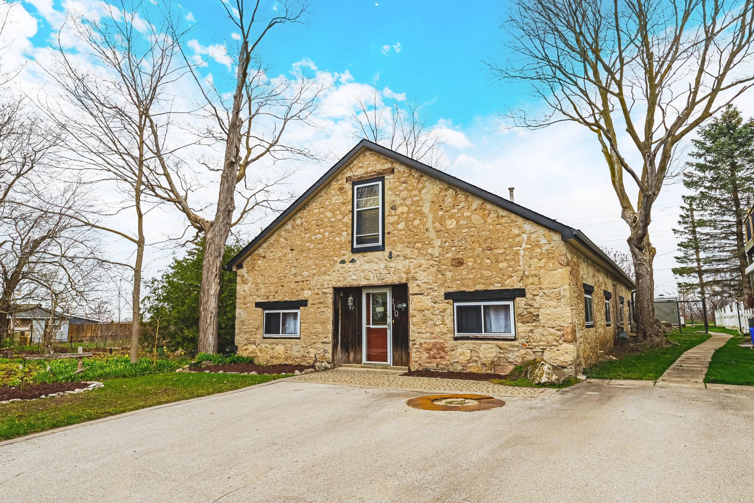 2 - 110 Freelton Rd, Freelton.jpg