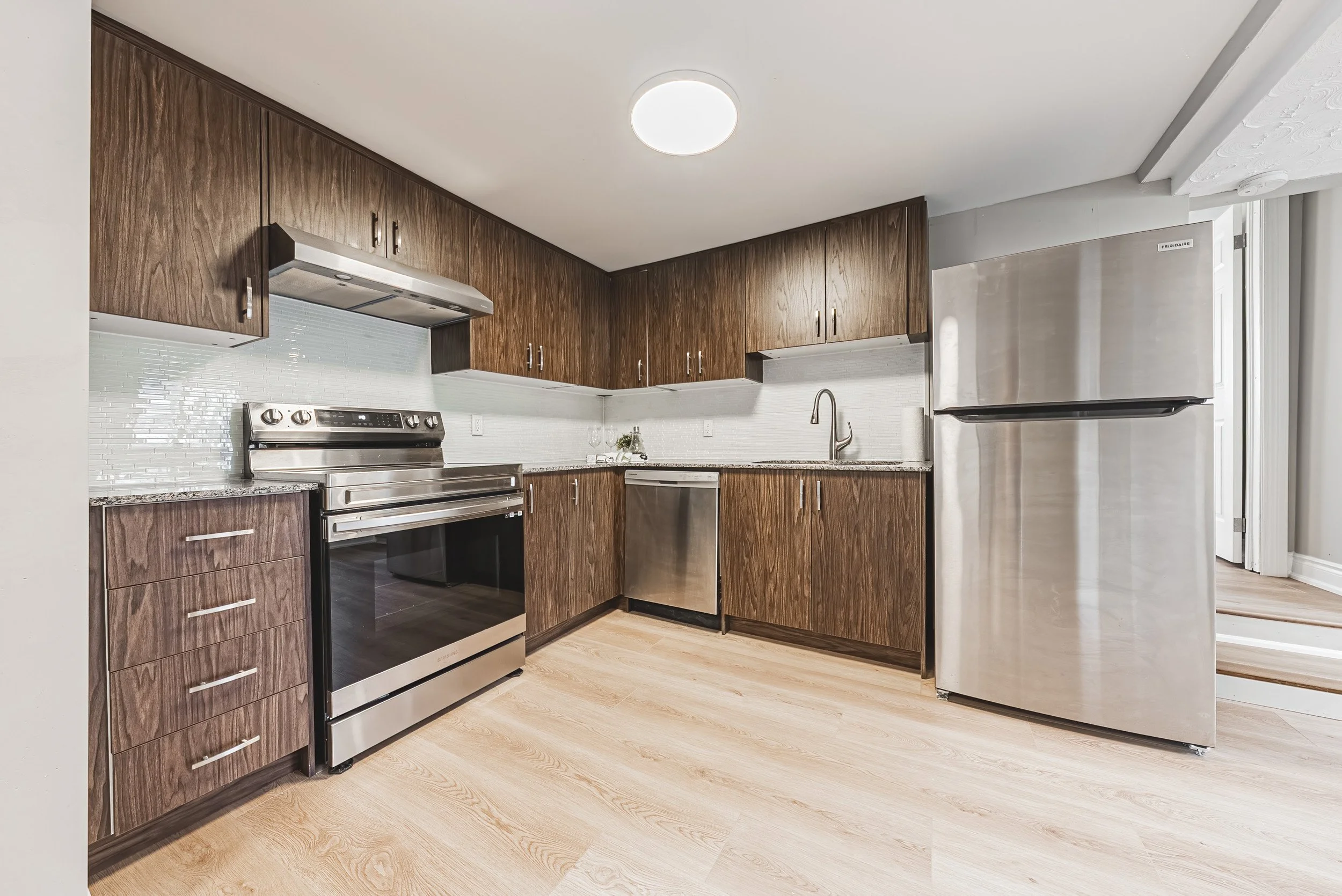 14 - 24 Rowanwood St, Hamilton.jpg