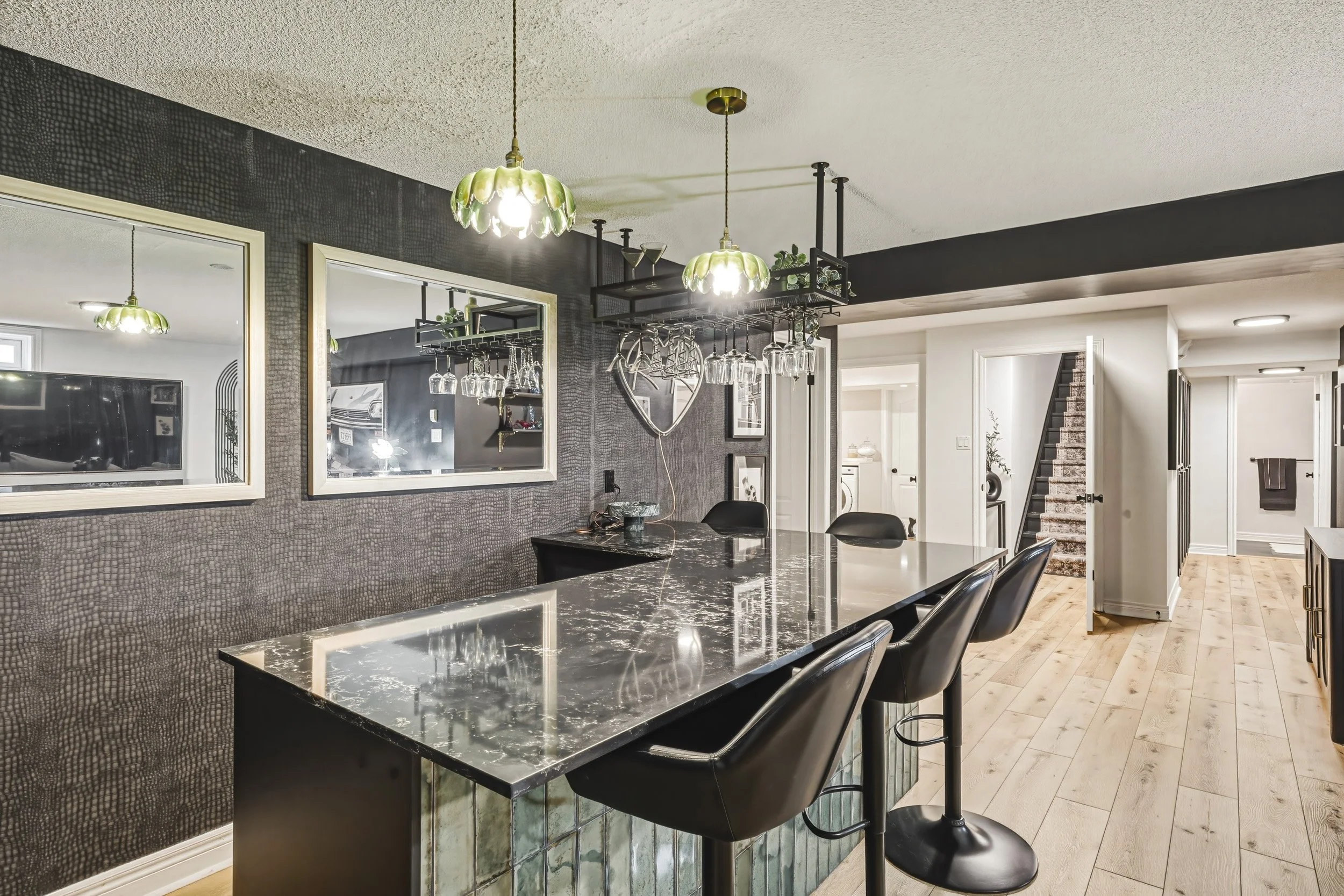 36 - 980 Glen View Ave, Burlington.jpg