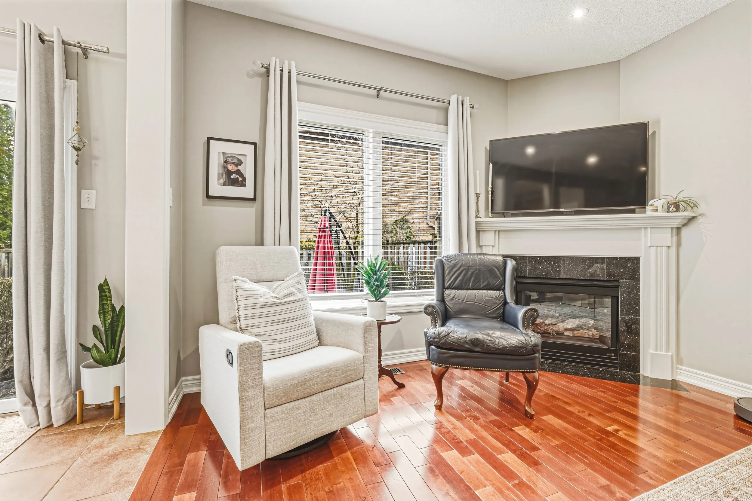 11 - 5214 Dryden Ave, Burlington.jpg