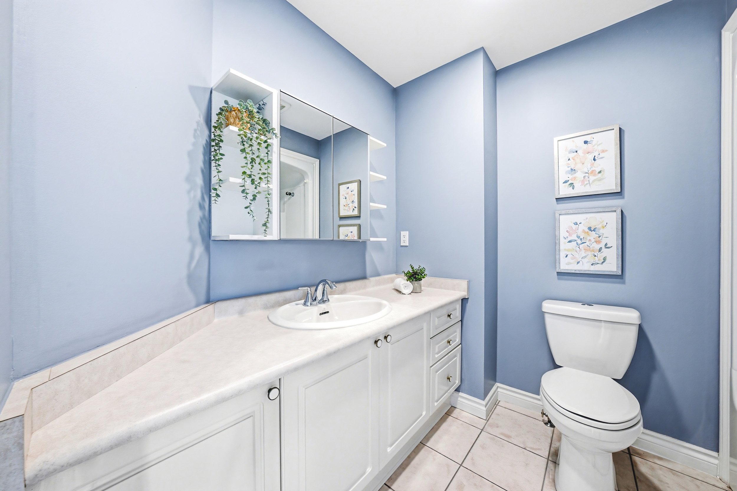 42 - 301 Parkwood Cres, Hamilton.jpg