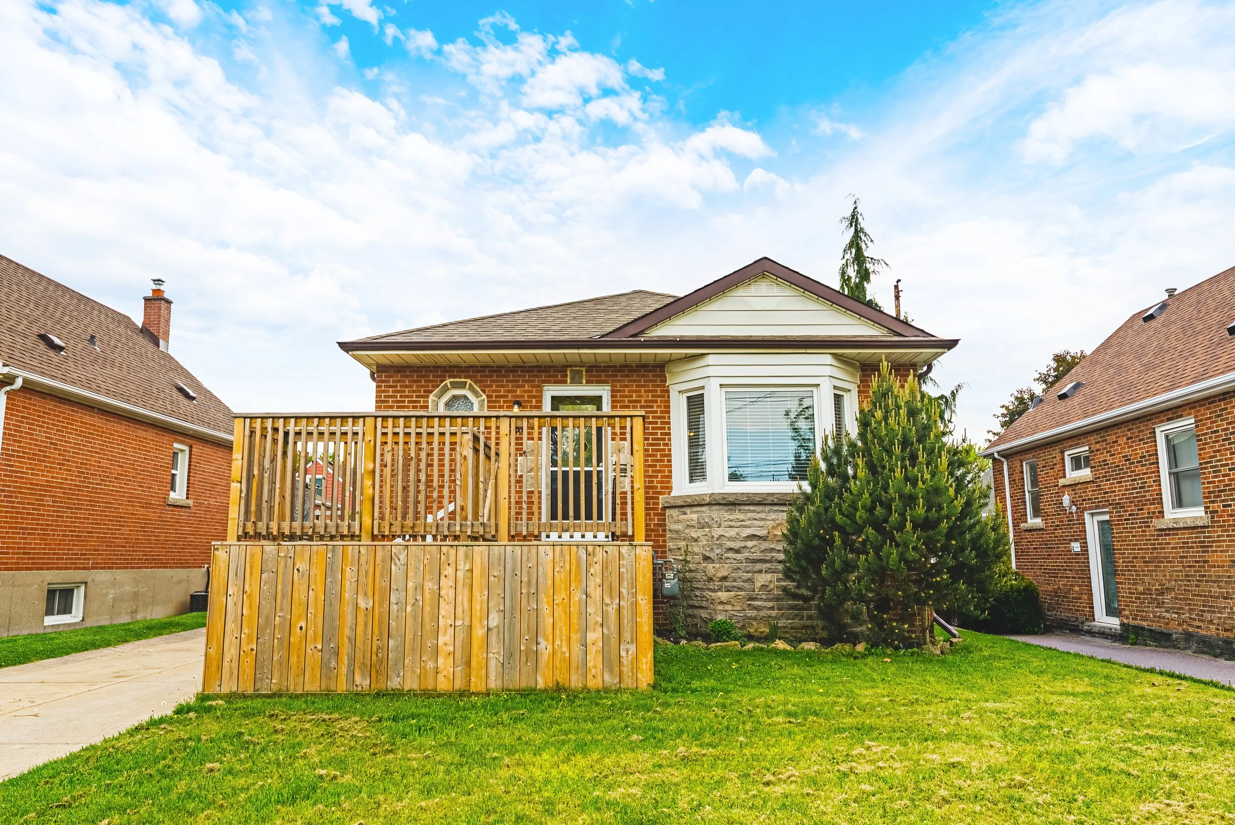 2 - 280 Montrose Ave, Hamilton.jpg