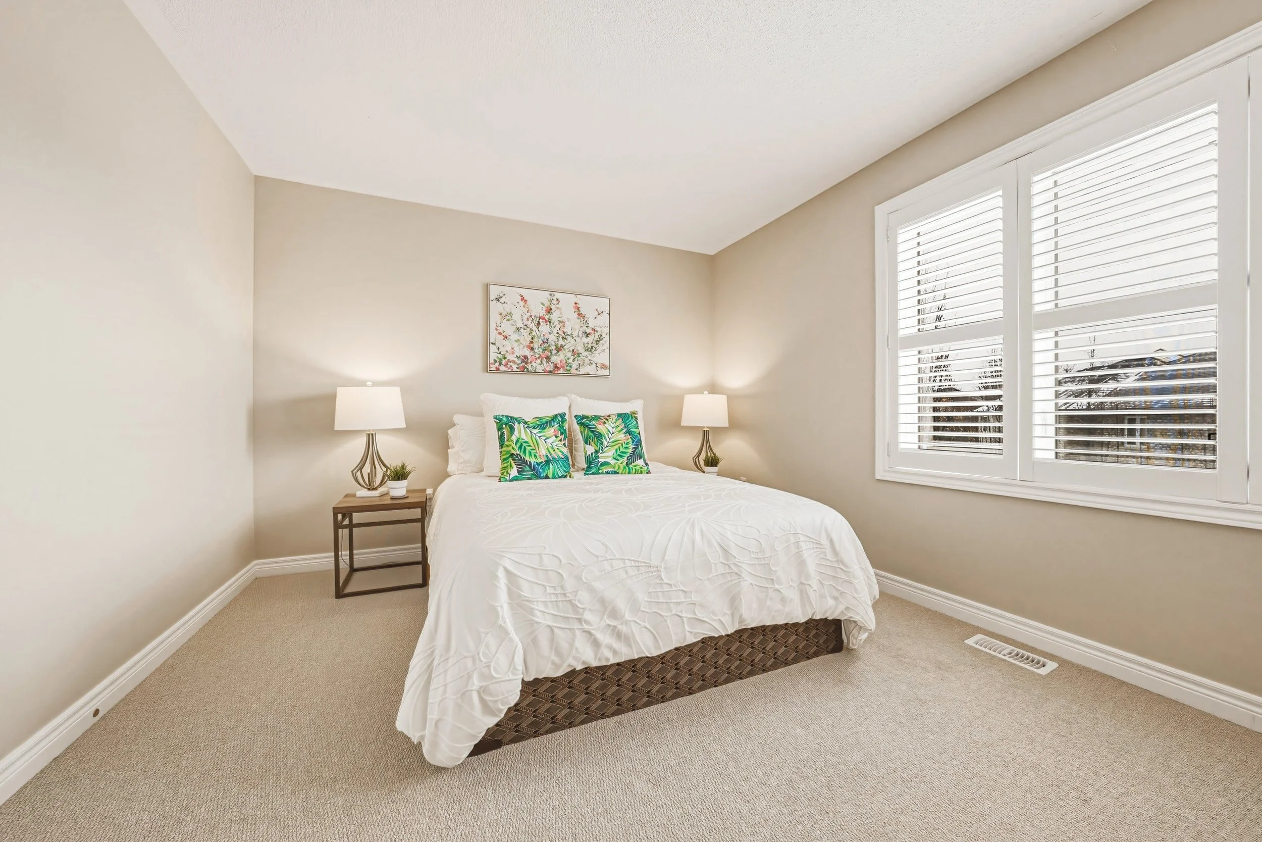 18 - 4165 Upper Middle #8, Burlington.jpg