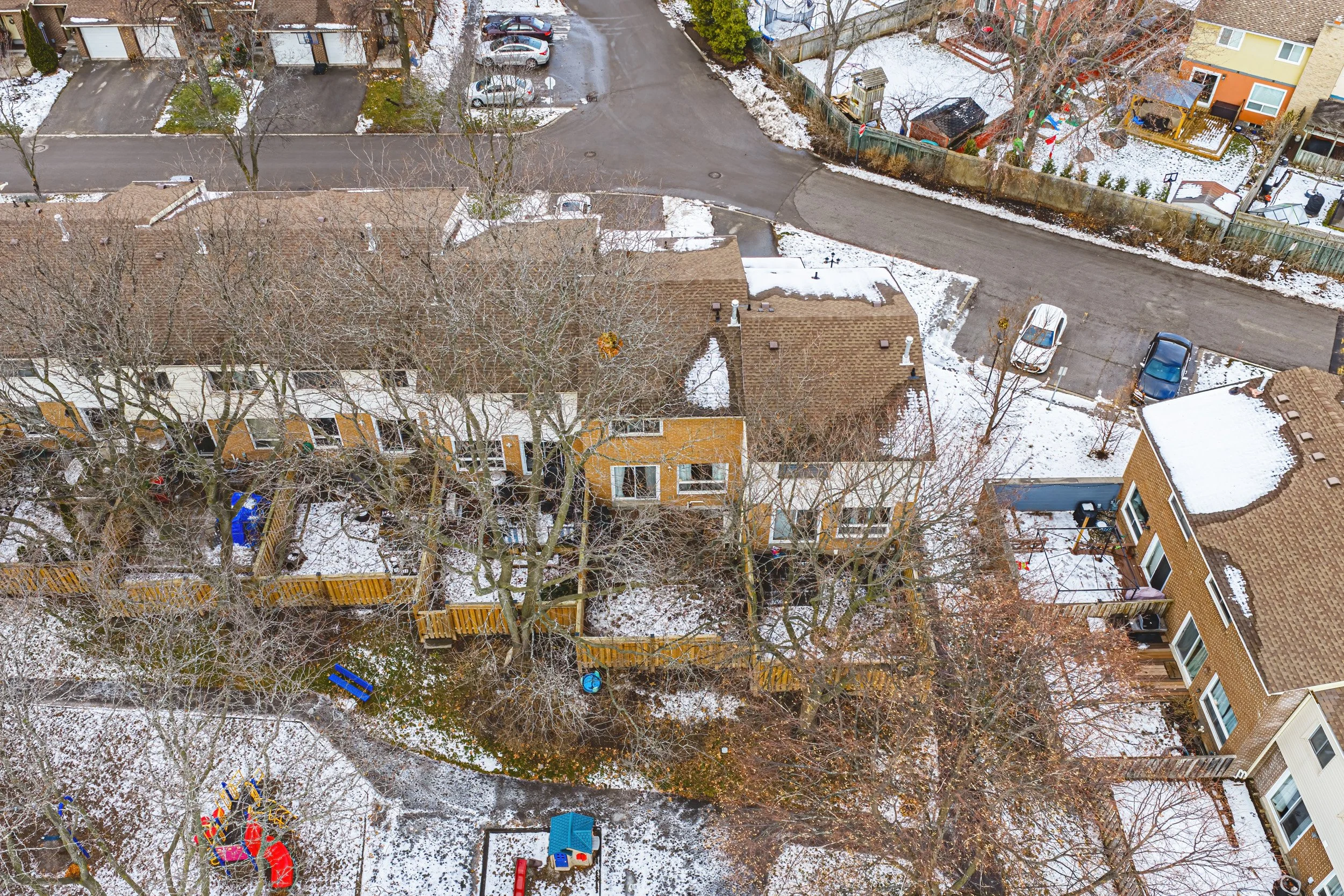 33 - 1584 Newlands Crescent #92, Burlington.jpg
