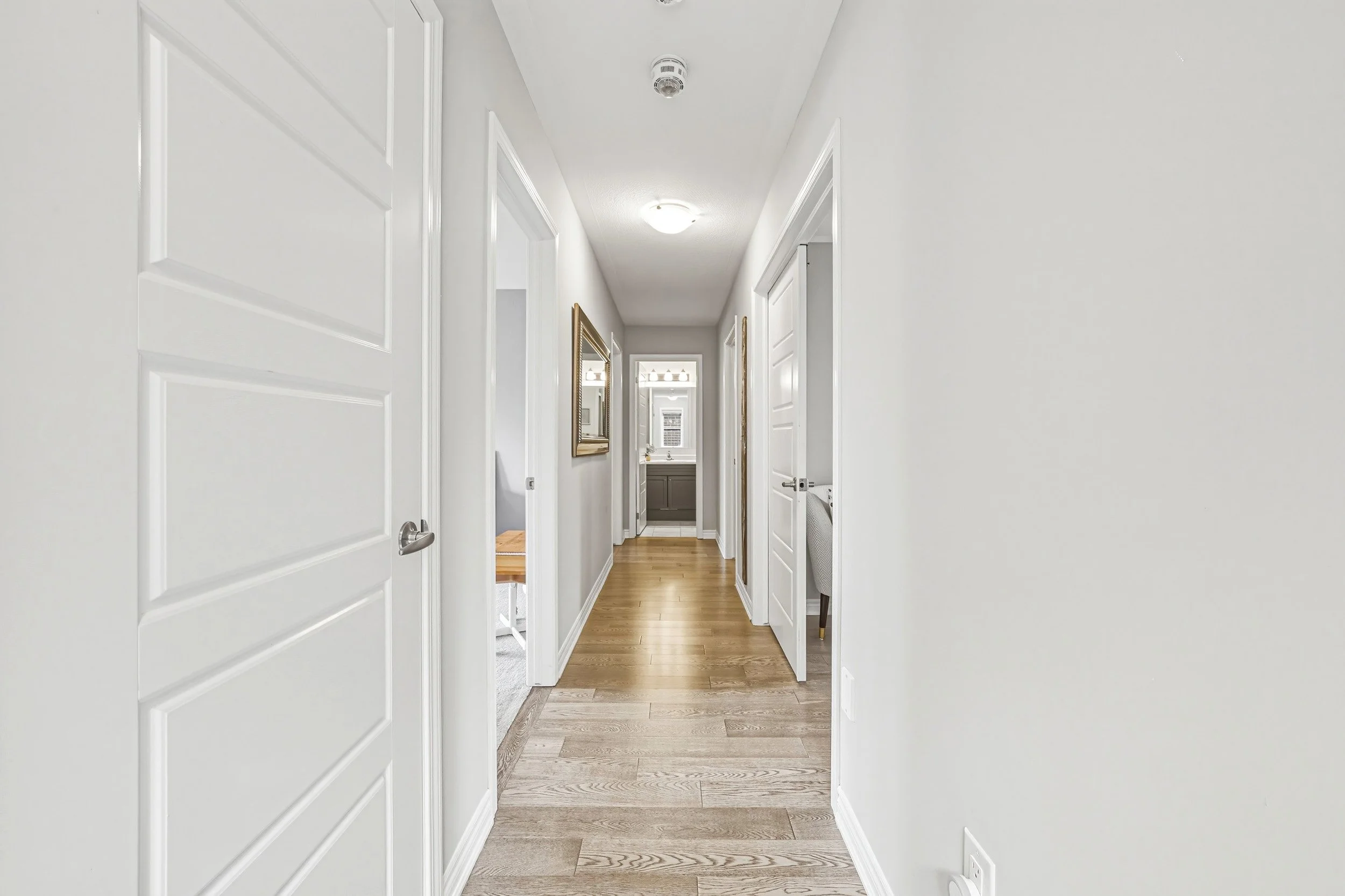 20 - 24 Stillwater Cres, Waterdown.jpg