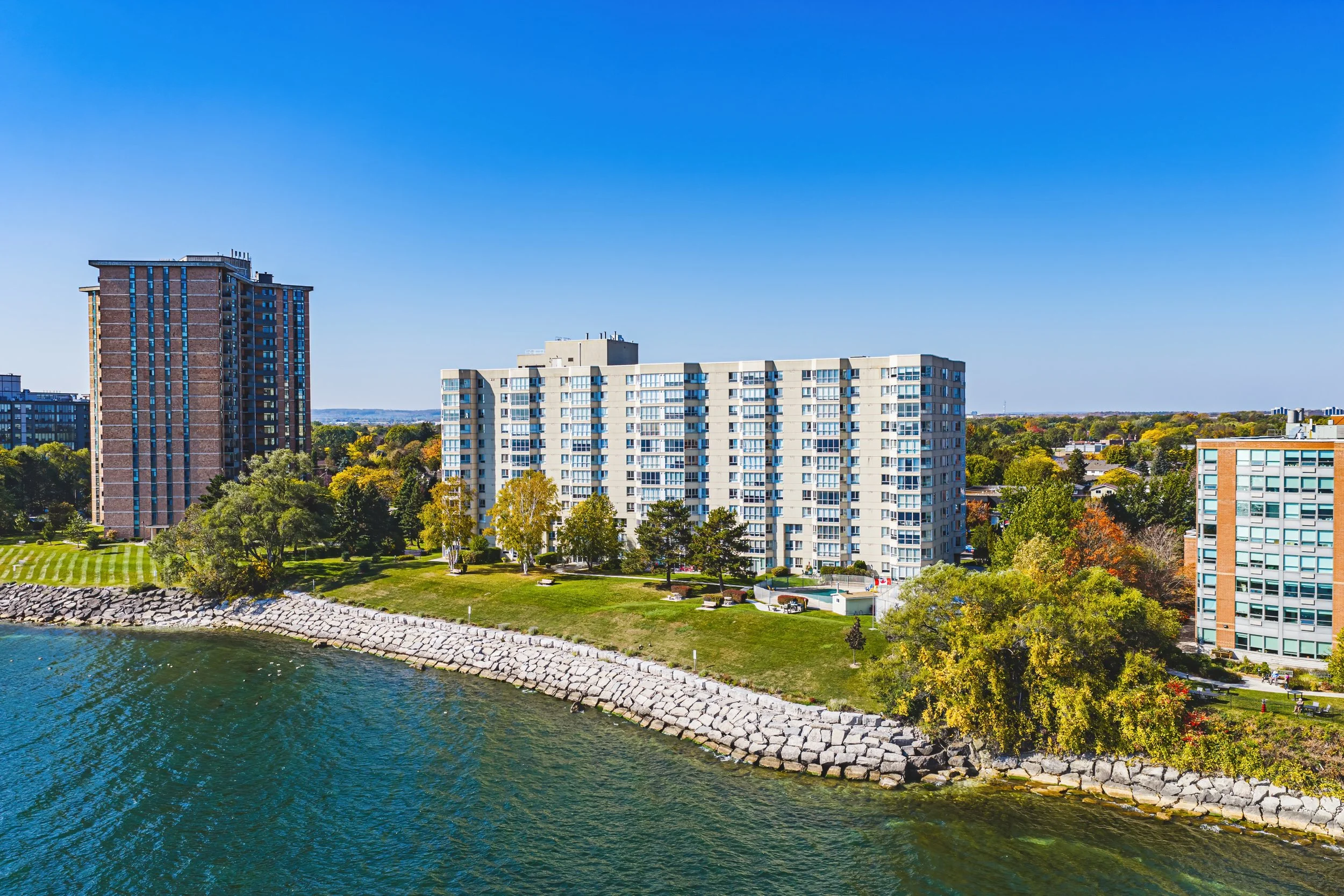 3 - 5280 Lakeshore Rd #912, Burlington.jpg