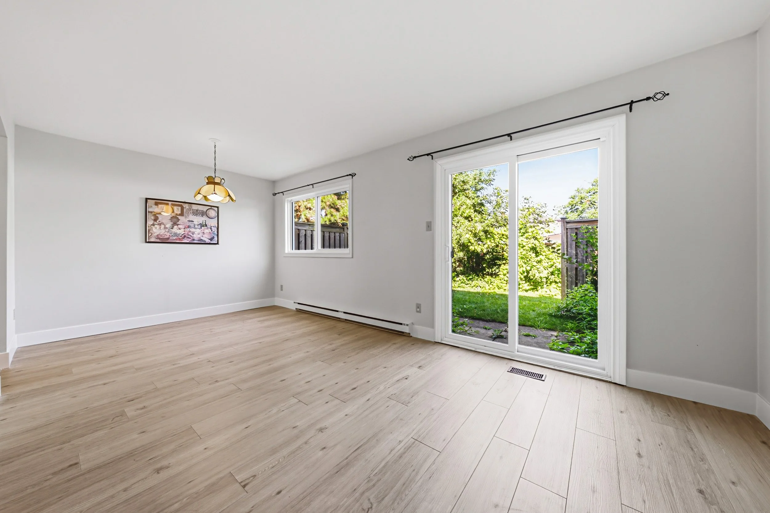 8 - 564 Sheraton Rd #14, Burlington.jpg