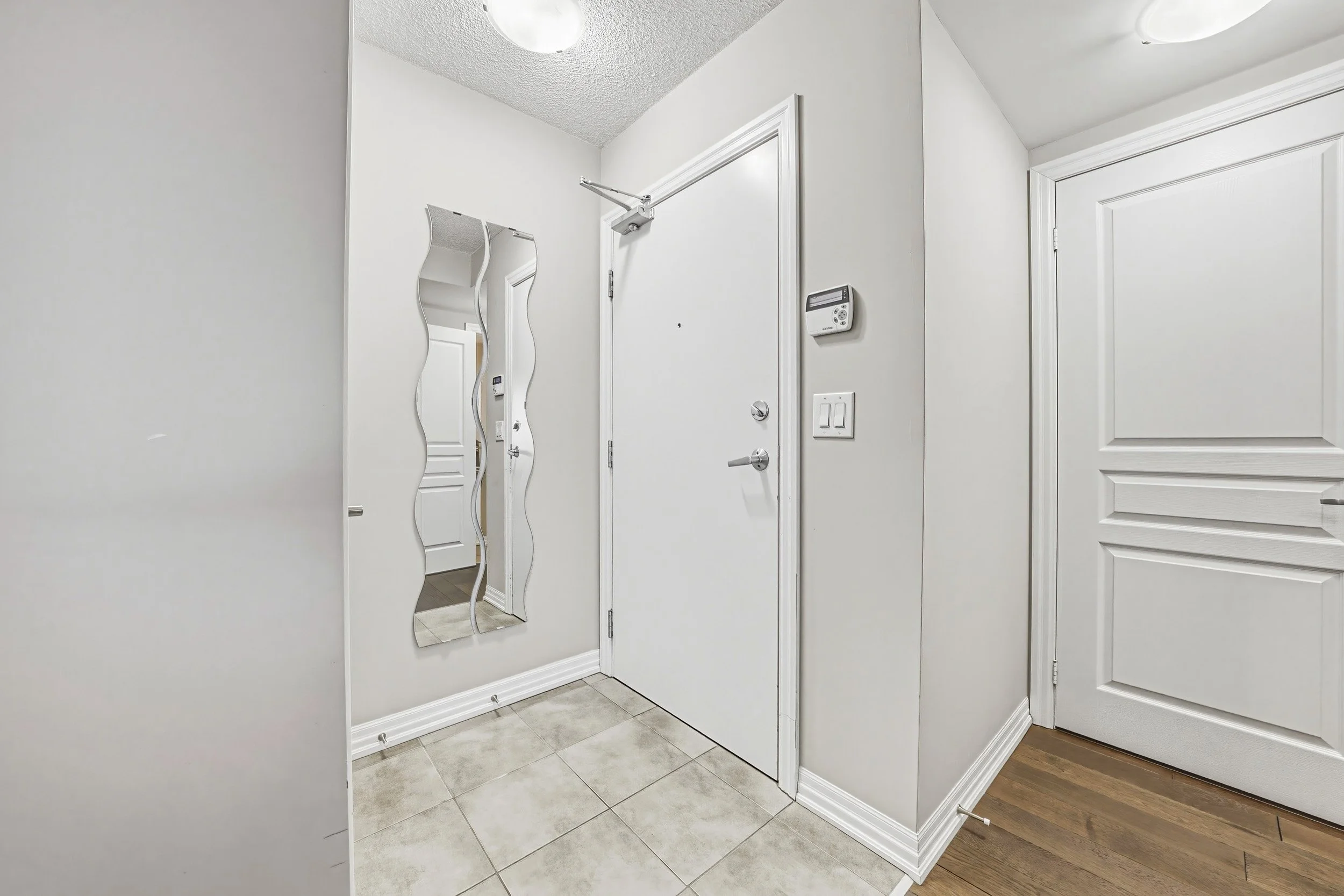 6 - 940 Ironstone Dr #610, Burlington.jpg