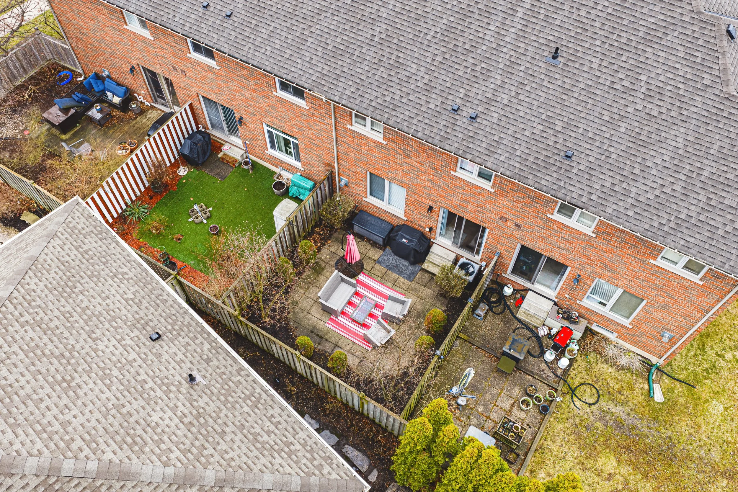 44 - 5214 Dryden Ave, Burlington.jpg