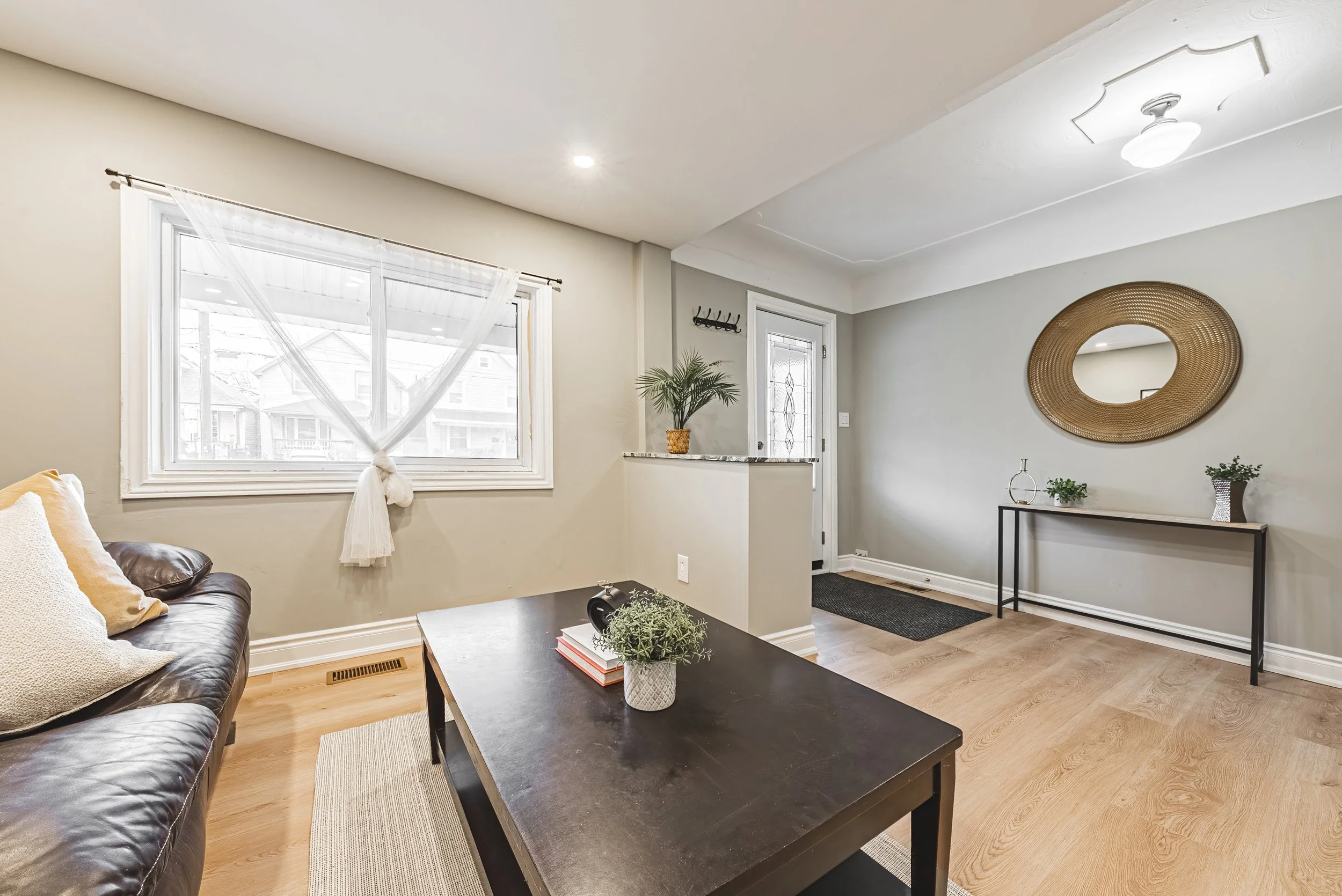 8 - 24 Rowanwood St, Hamilton.jpg