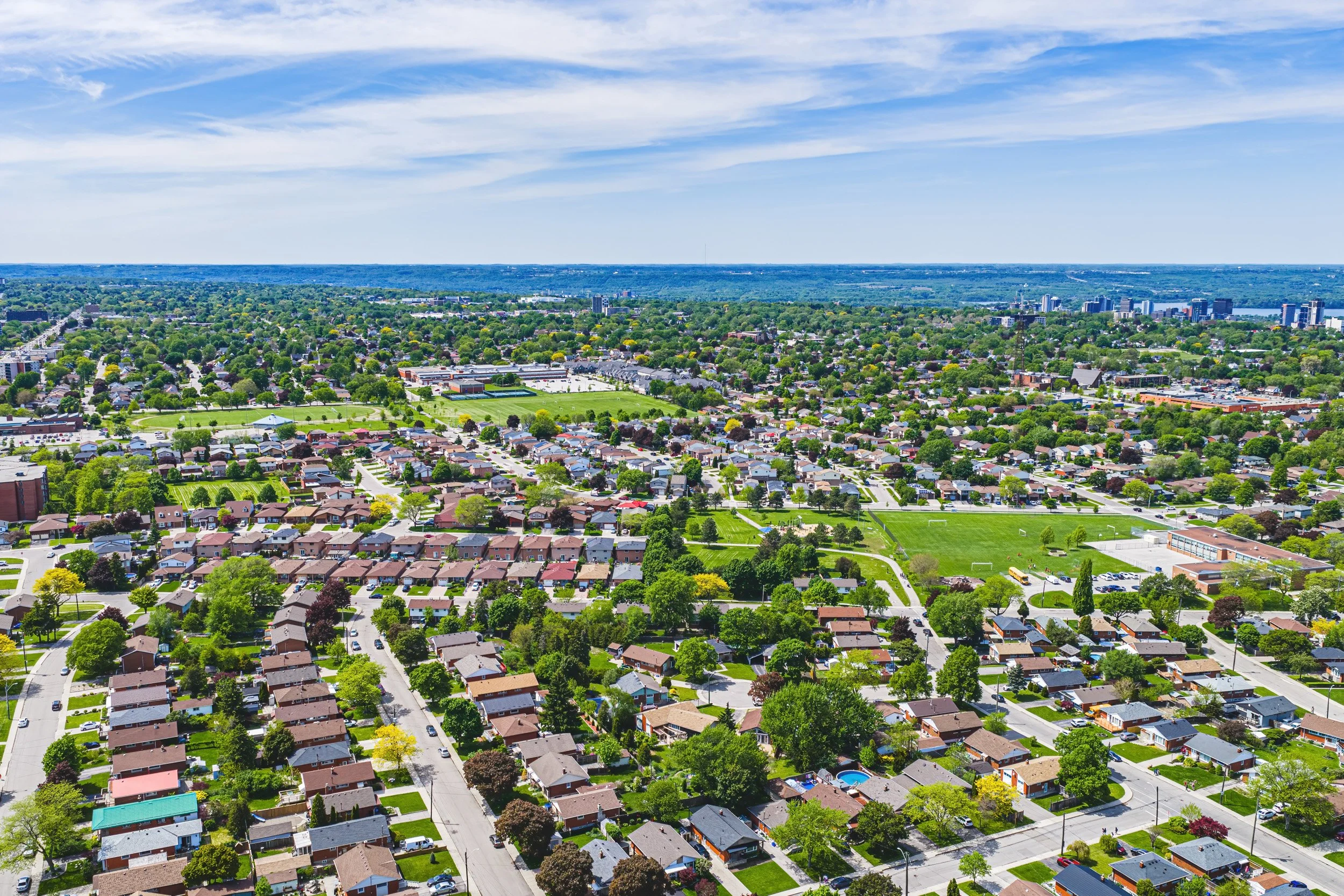 40 - 546 Mohawk Rd E, Hamilton.jpg