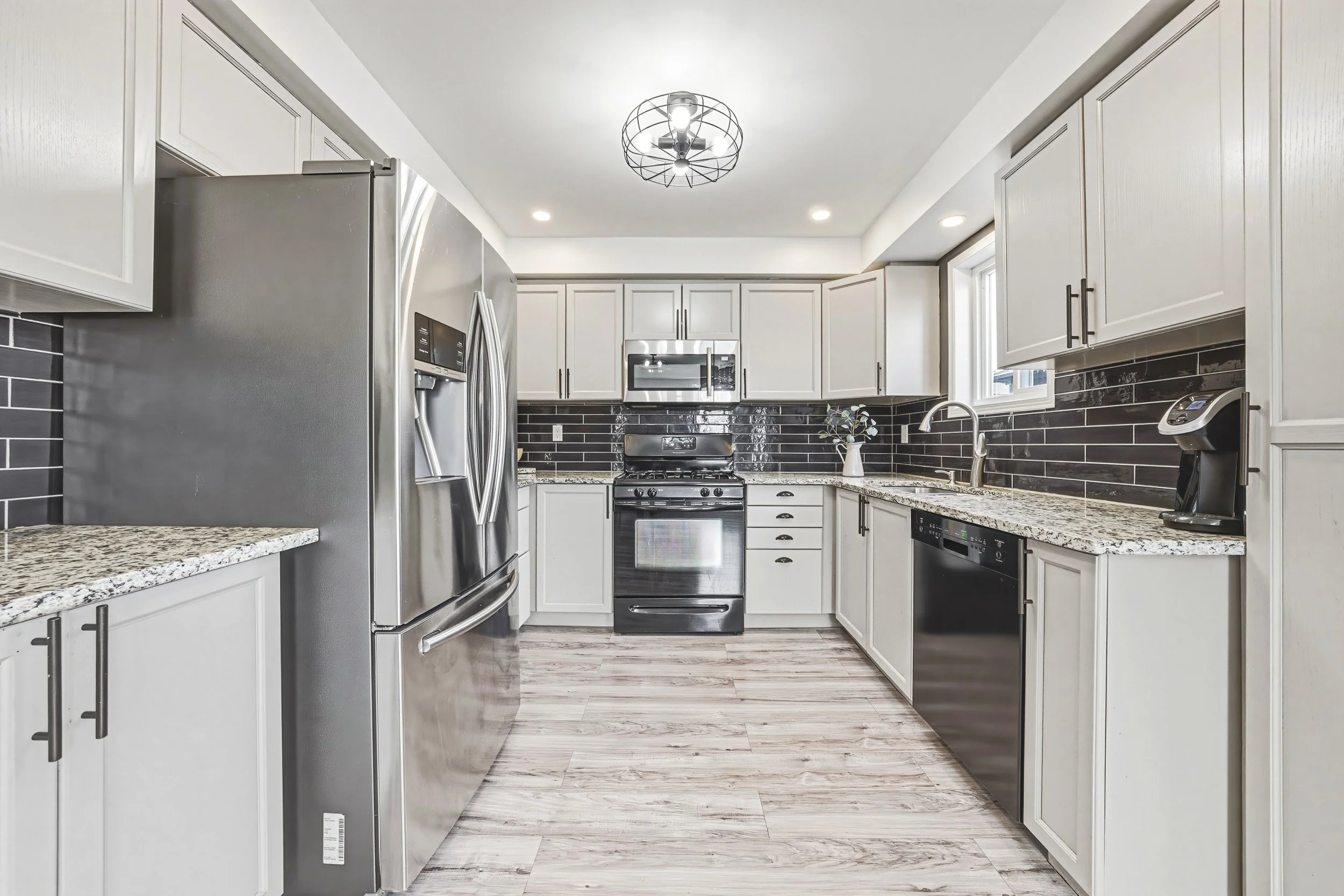 15 - 103 Powell Dr, Binbrook.jpg