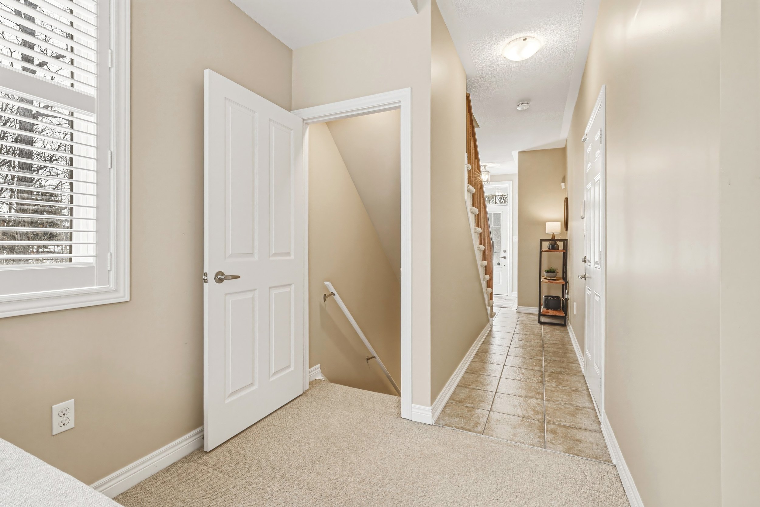 32 - 4165 Upper Middle #8, Burlington.jpg