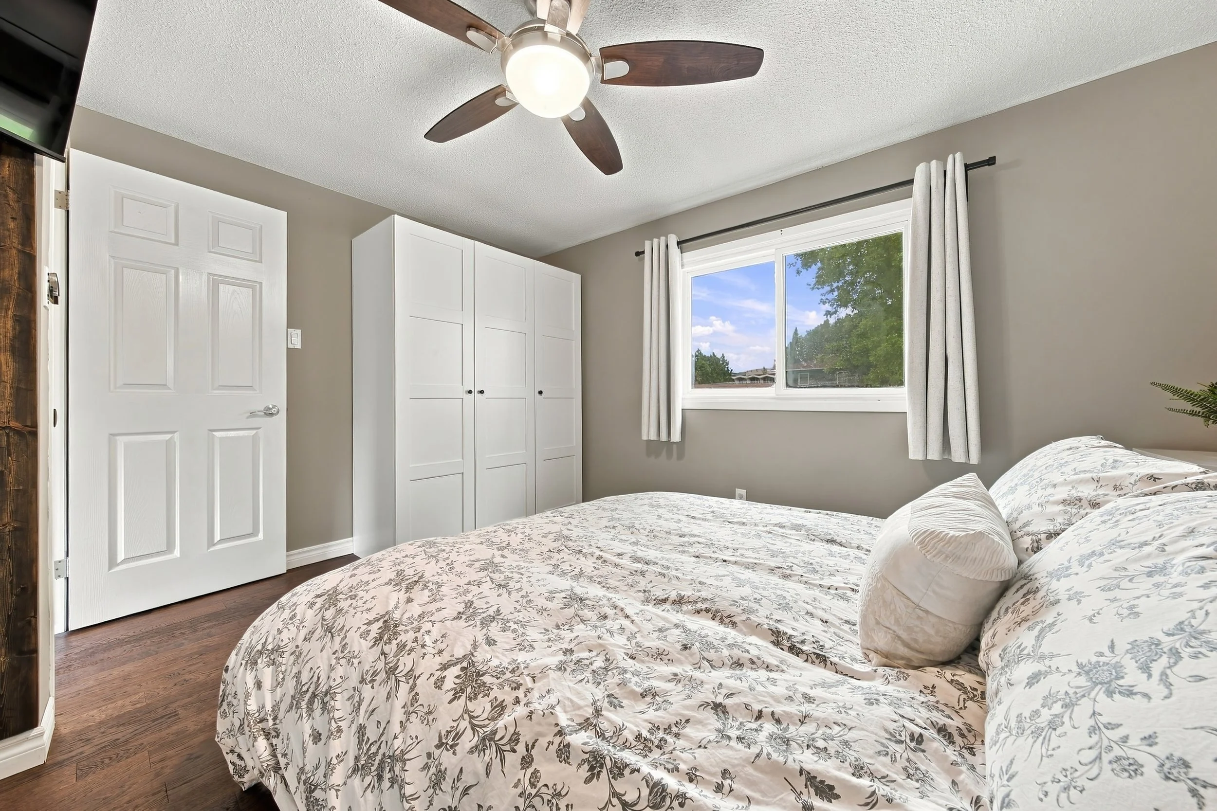 23 - 19 Hillsdale Ct, Dundas.jpg