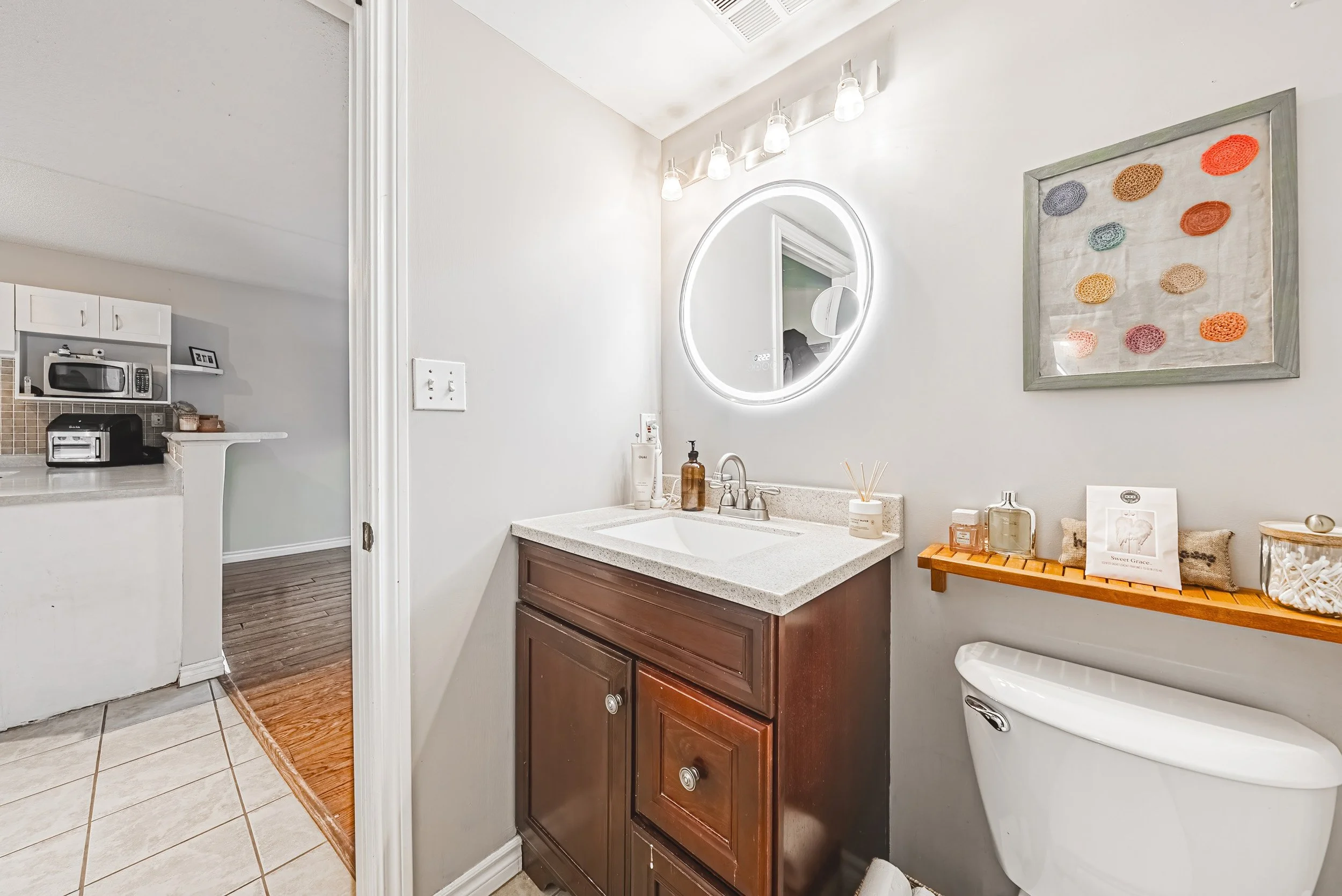 16 - 1451 Walkers Line #313, Burlington.jpg