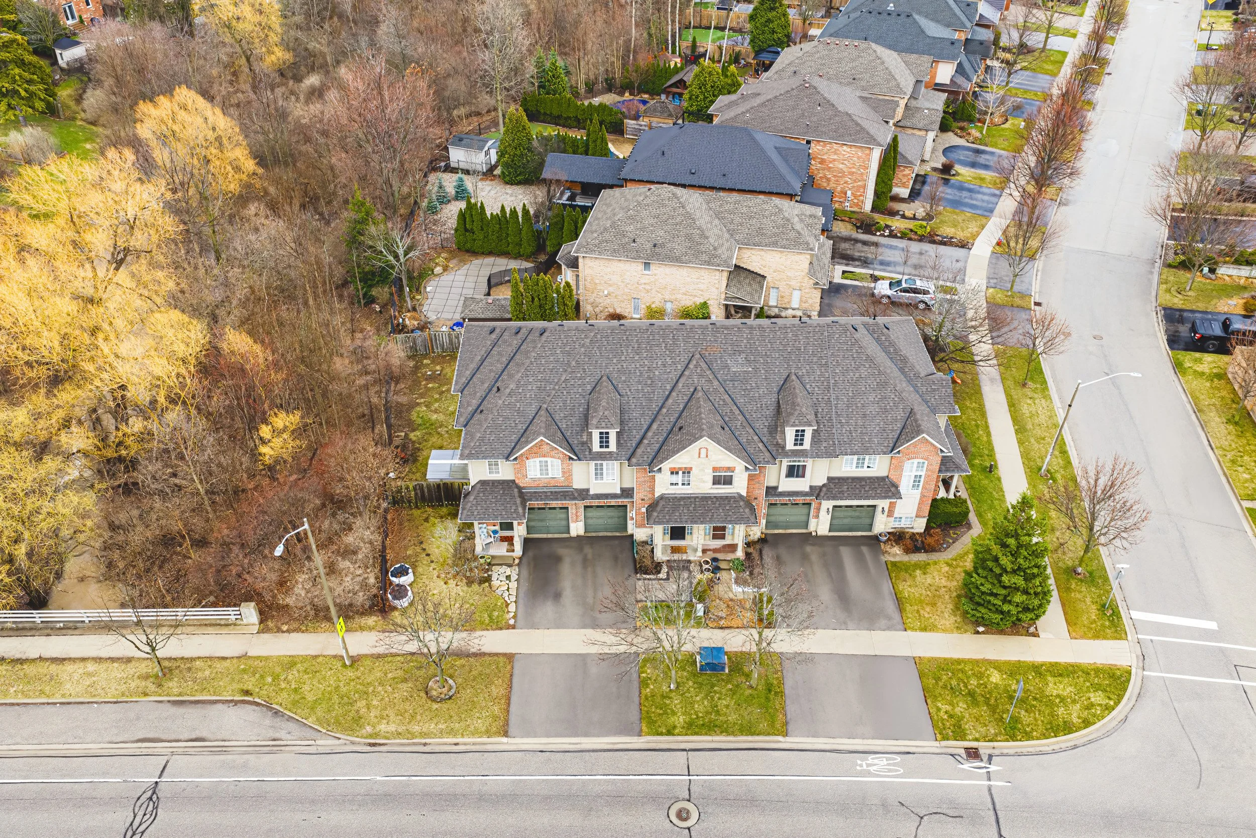 39 - 5214 Dryden Ave, Burlington.jpg