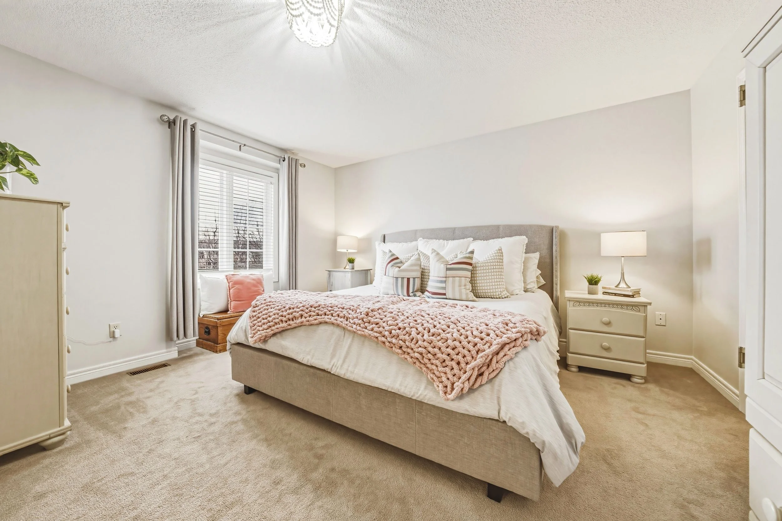 24 - 5214 Dryden Ave, Burlington.jpg