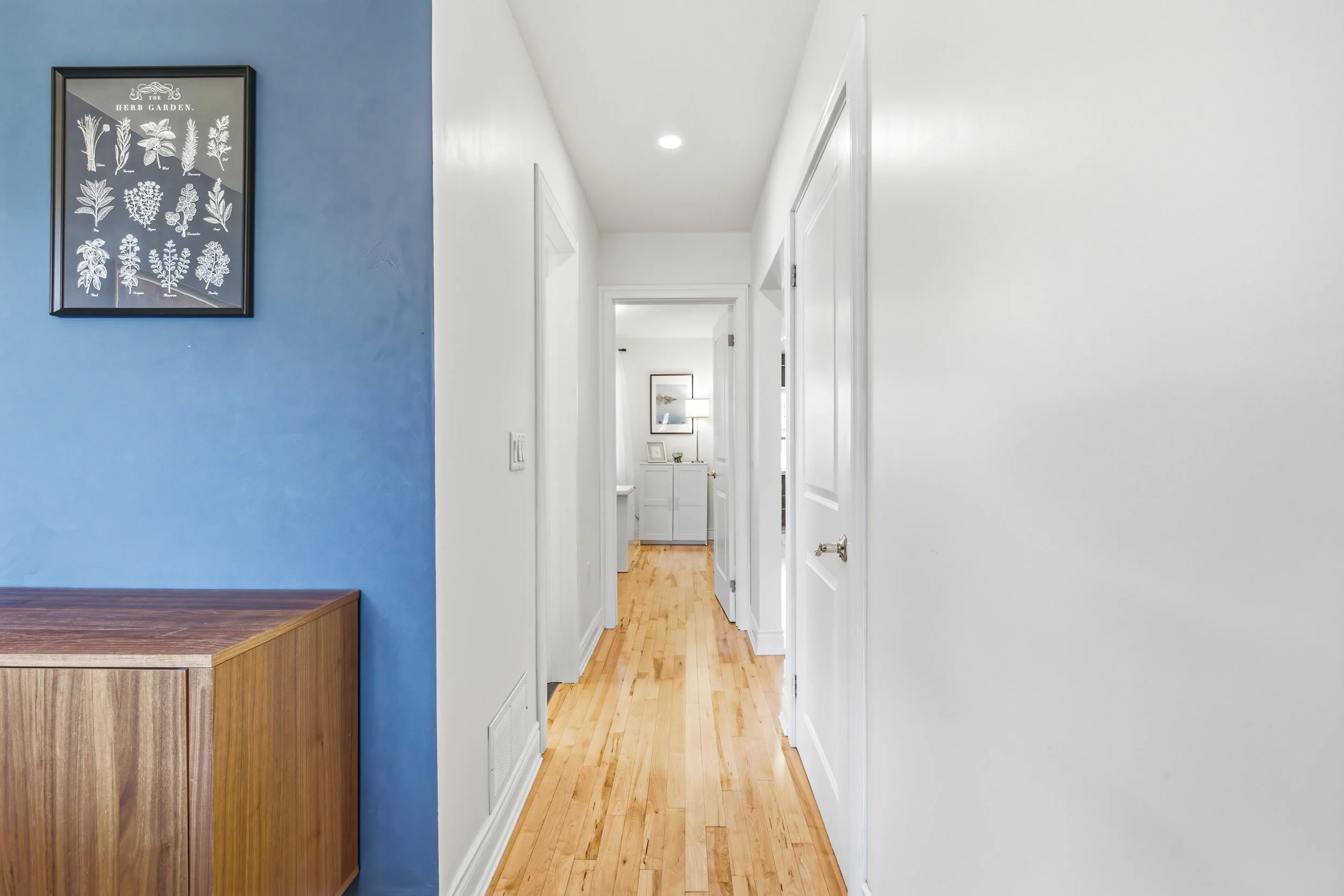 16 - 255 Weir St N, Hamilton.jpg