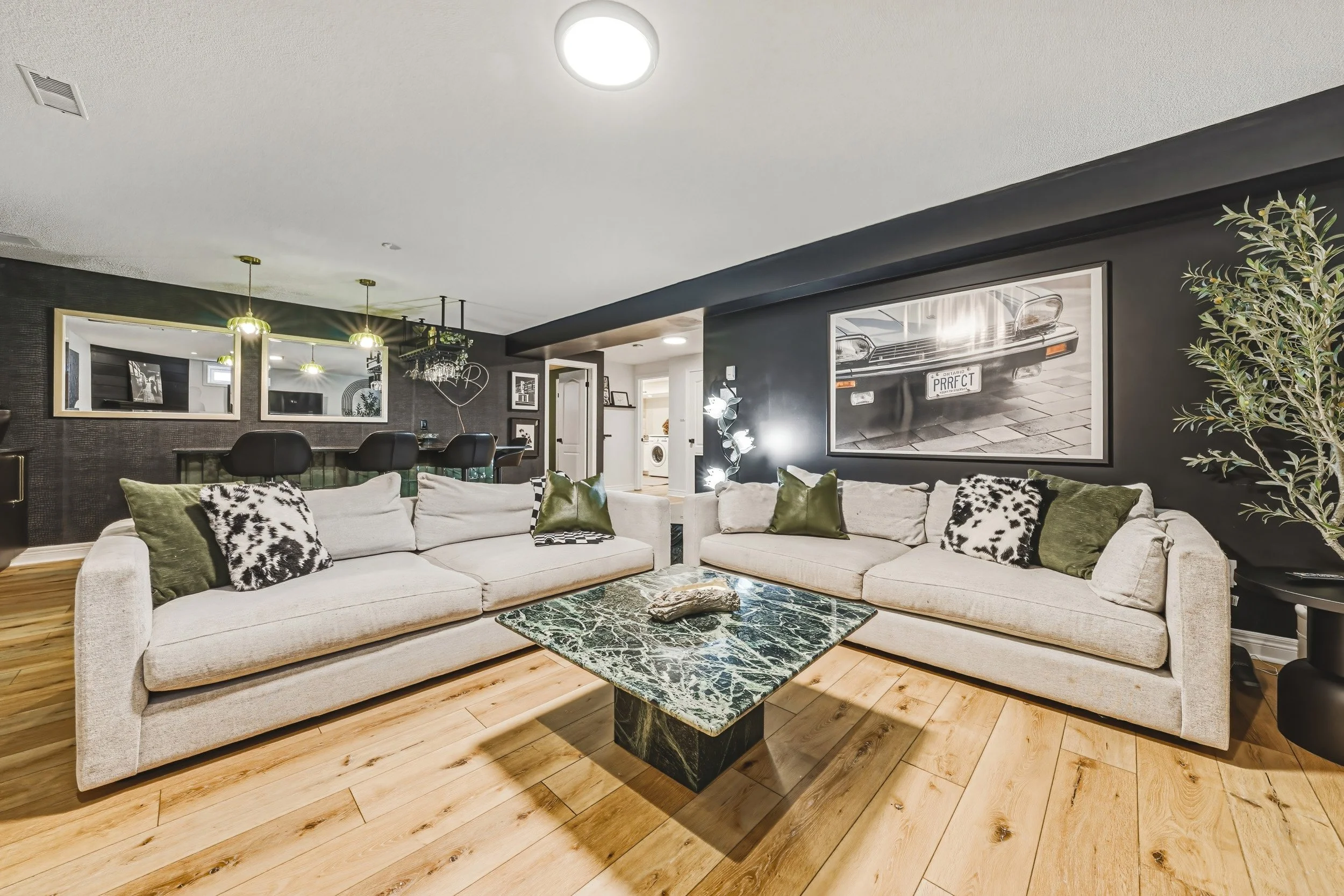 39 - 980 Glen View Ave, Burlington.jpg