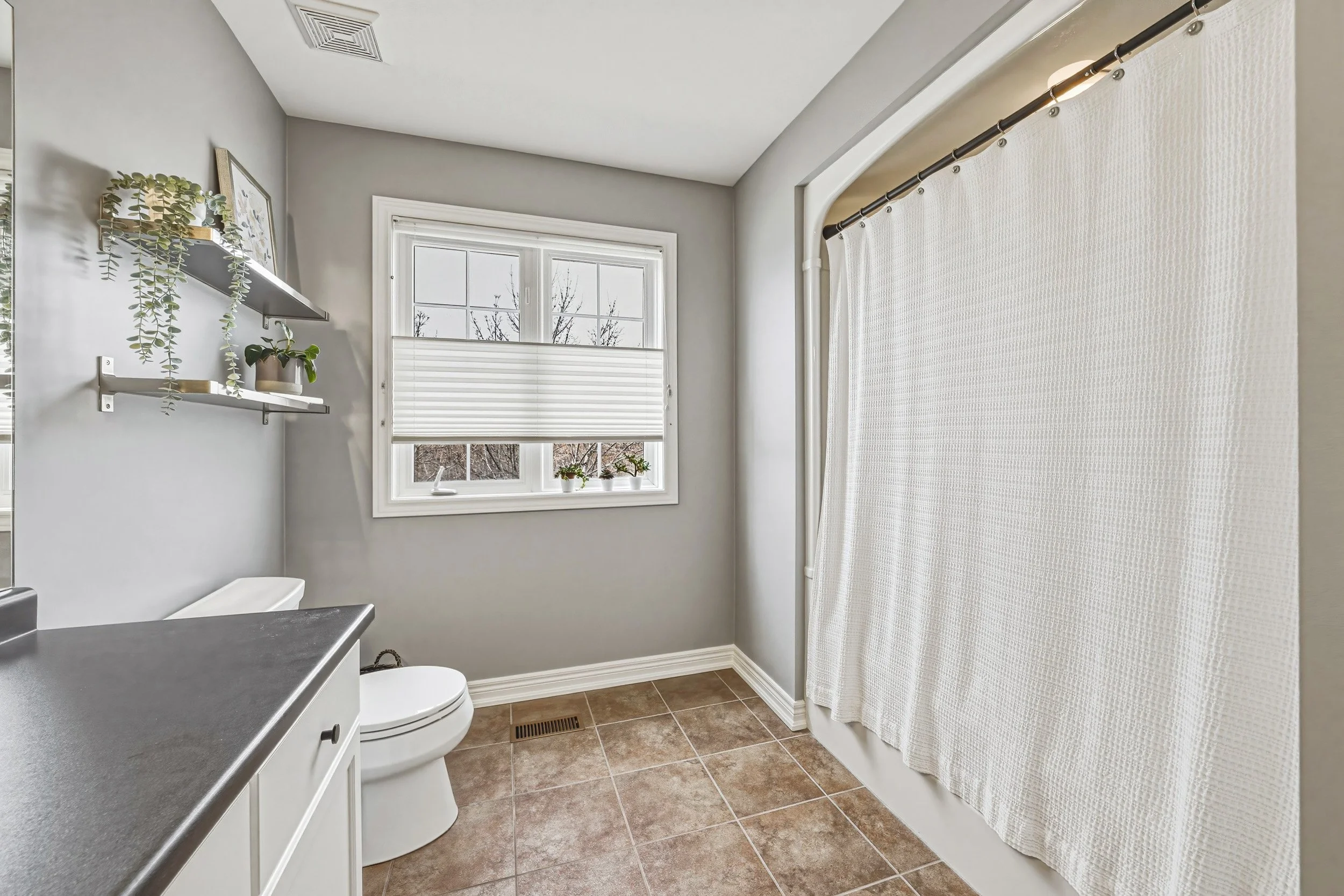 28 - 5214 Dryden Ave, Burlington.jpg