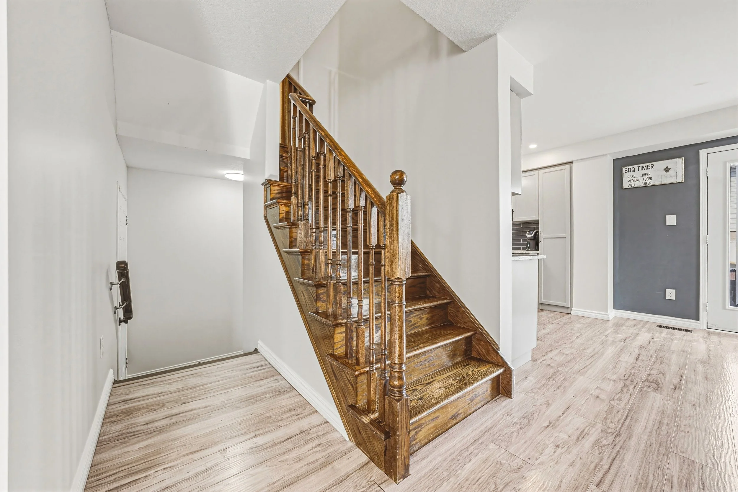 19 - 103 Powell Dr, Binbrook.jpg