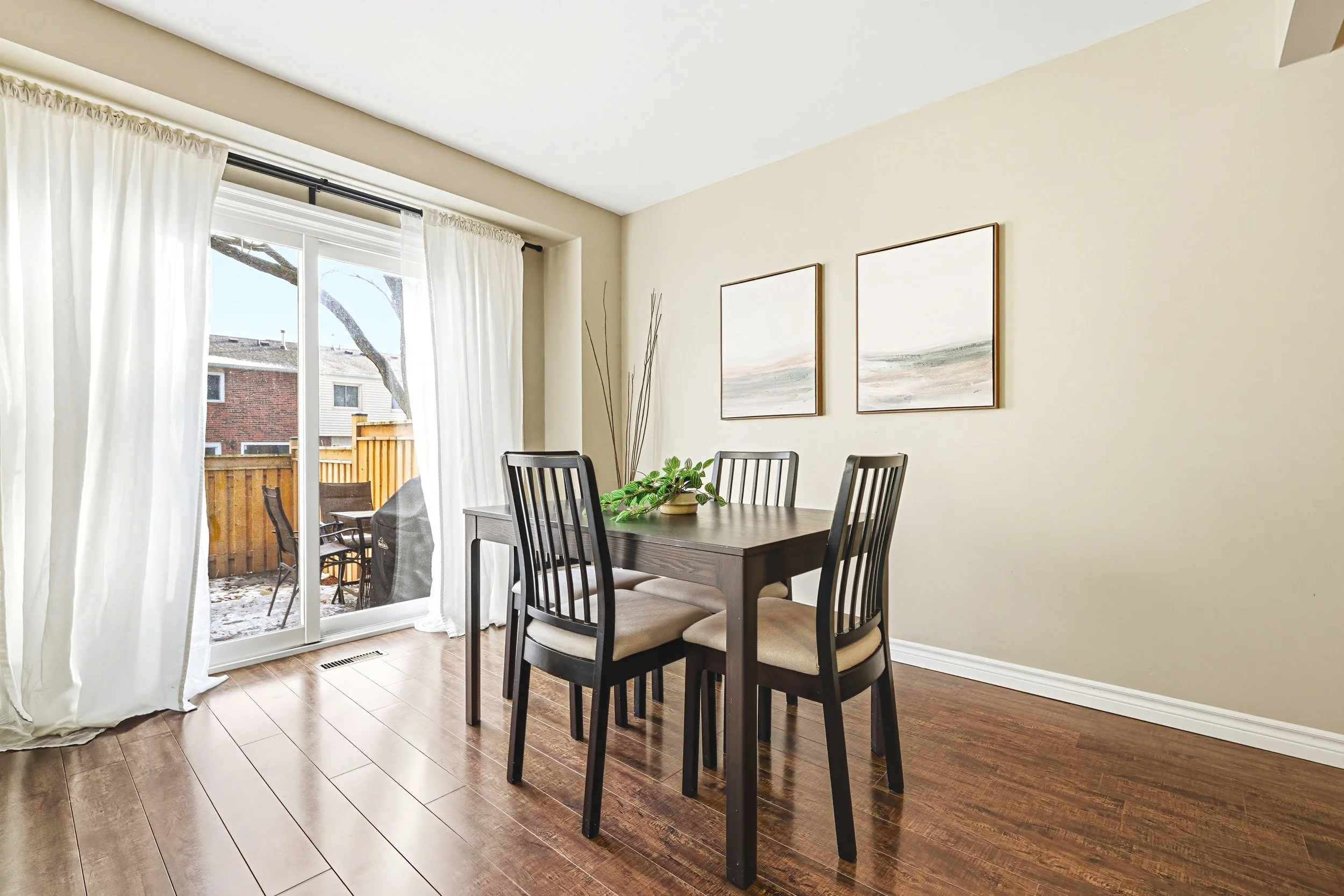 11 - 1584 Newlands Crescent #92, Burlington.jpg