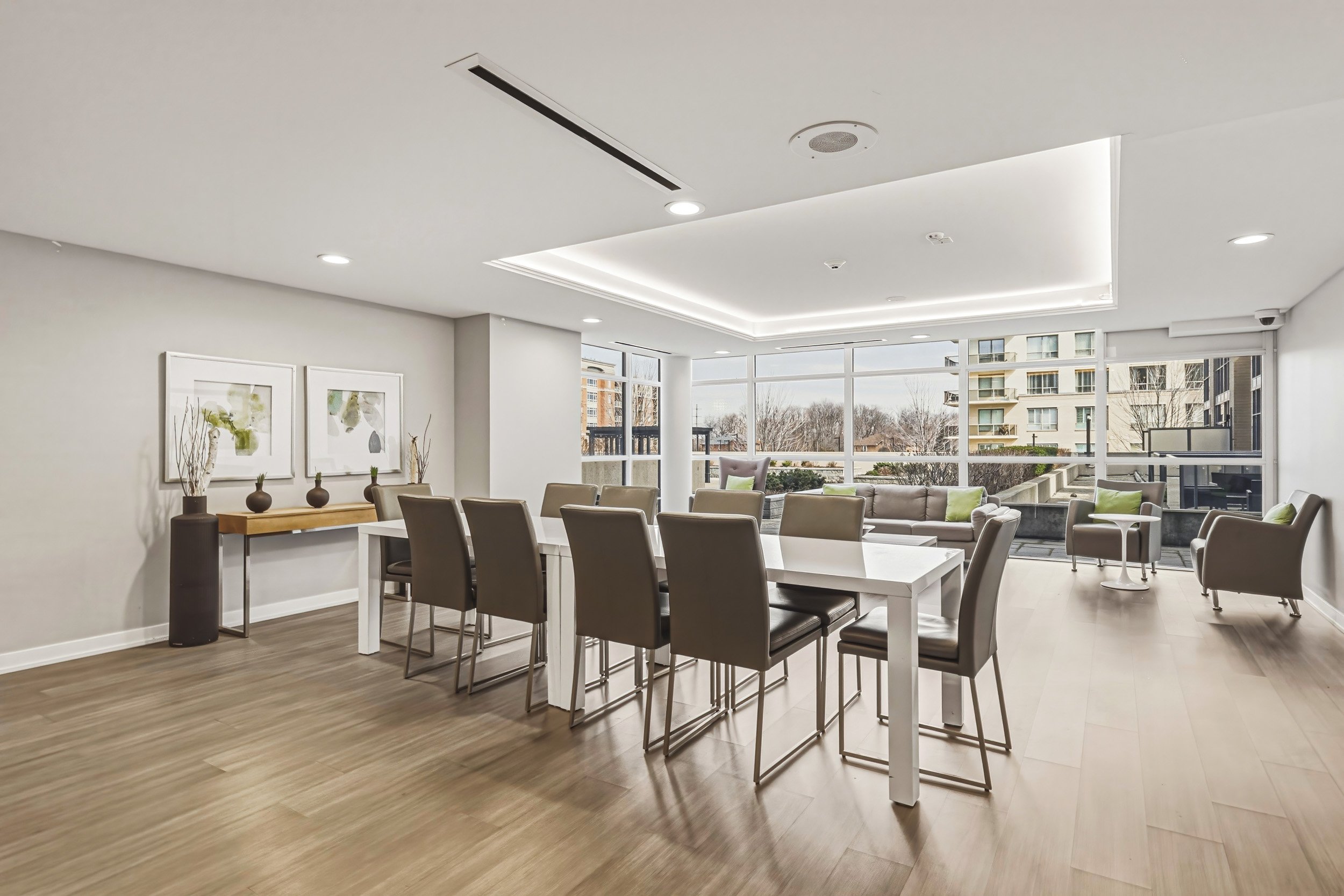 26 - 1940 Ironstone Dr #610, Burlington.jpg