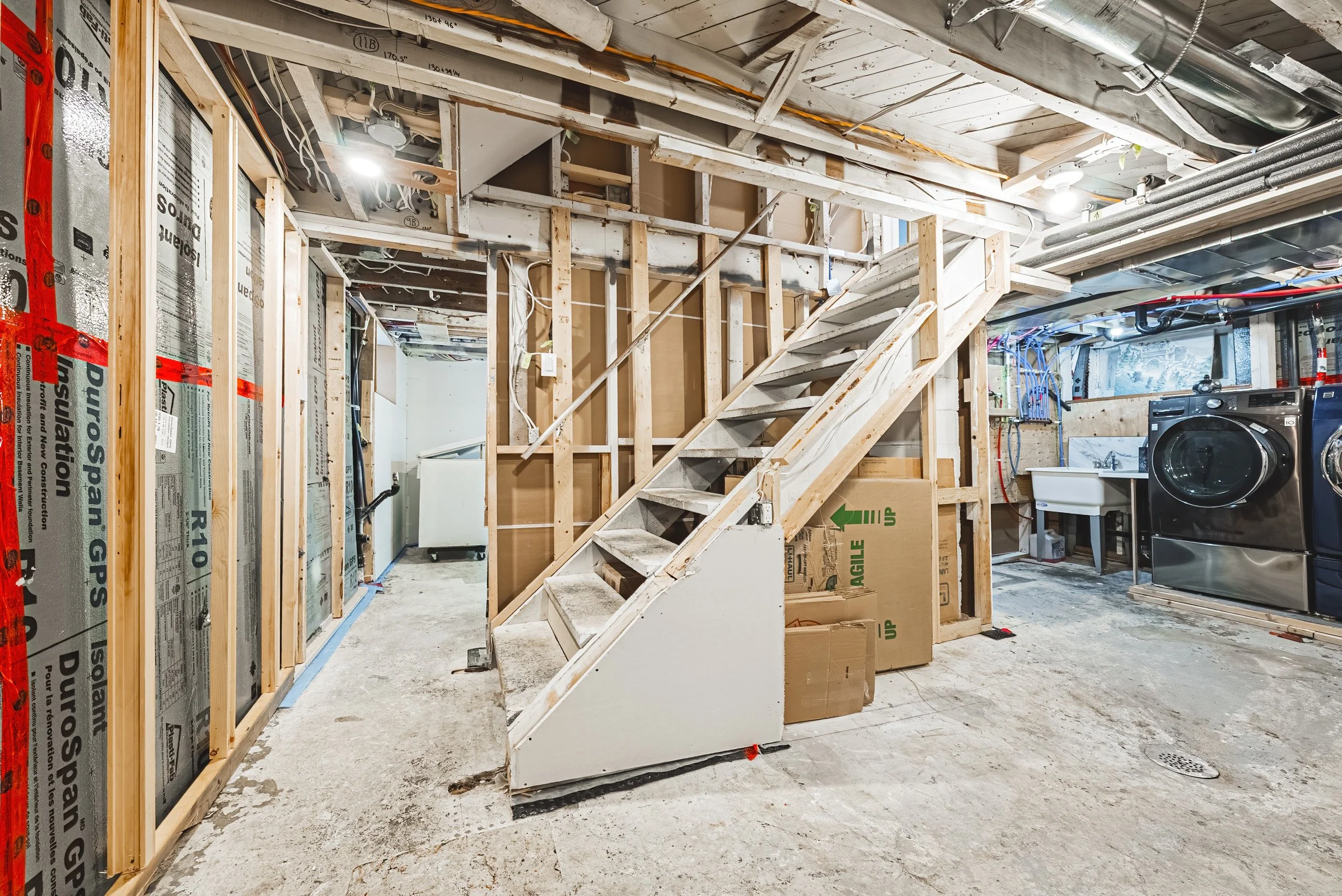 28 - 255 Weir St N, Hamilton.jpg