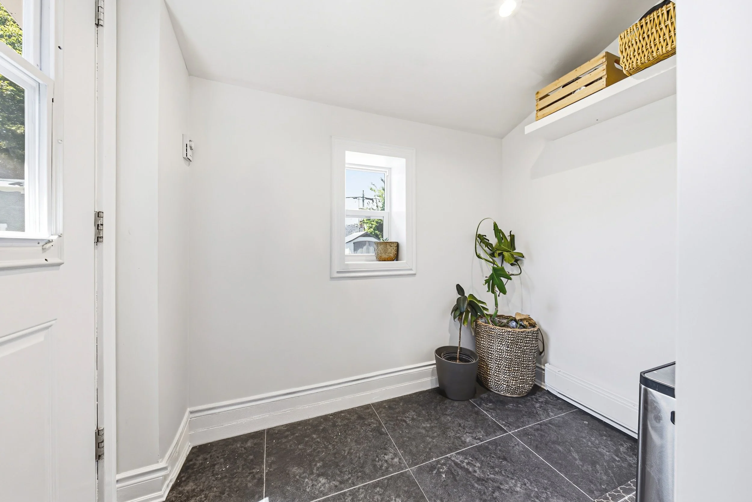 15 - 255 Weir St N, Hamilton.jpg