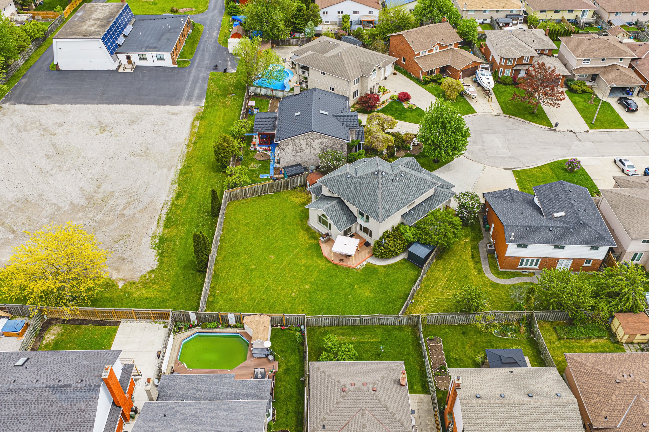 57 - 301 Parkwood Cres, Hamilton.jpg