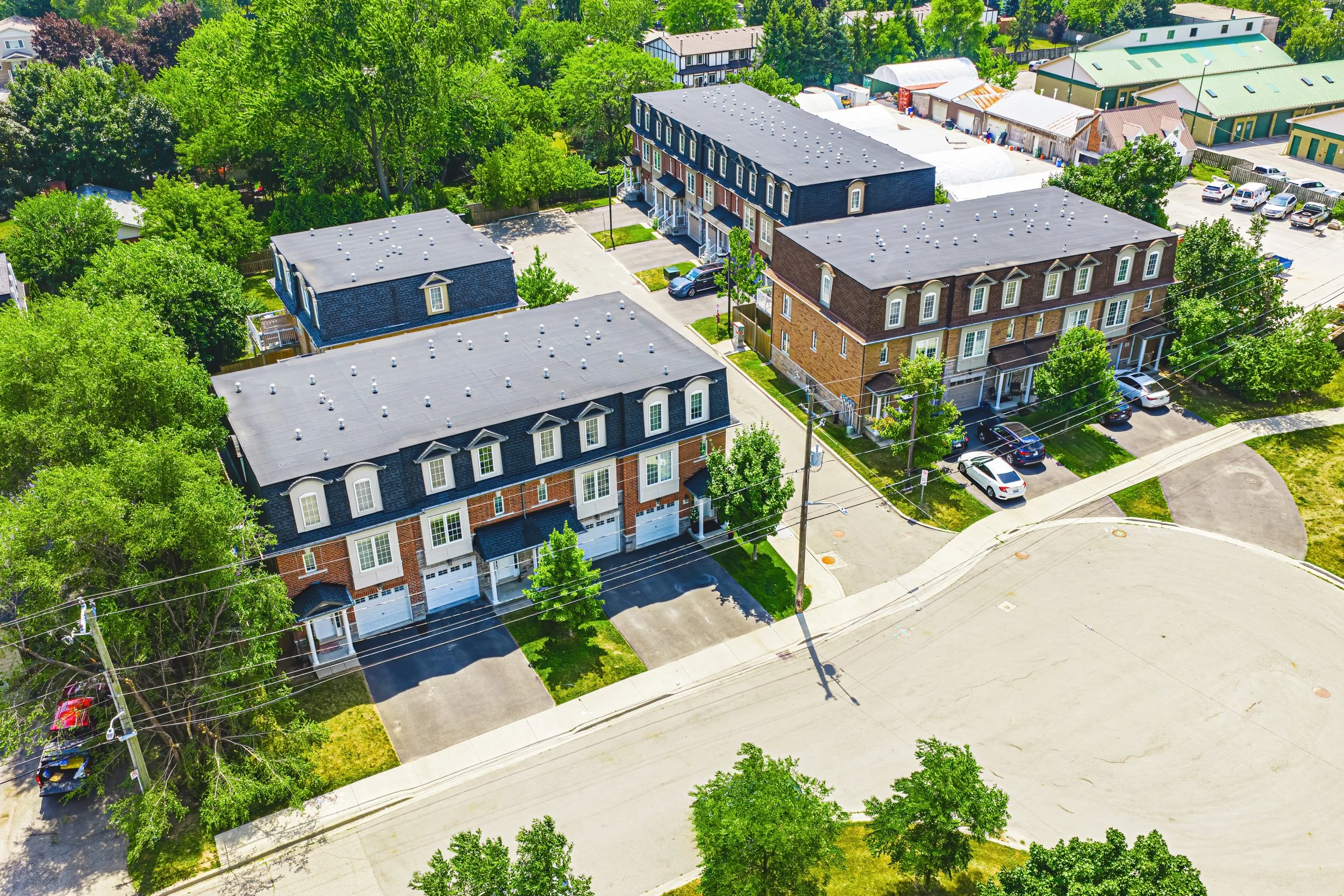 2 - Exterior 2220 Queensway Dr #4, Burlington.jpg