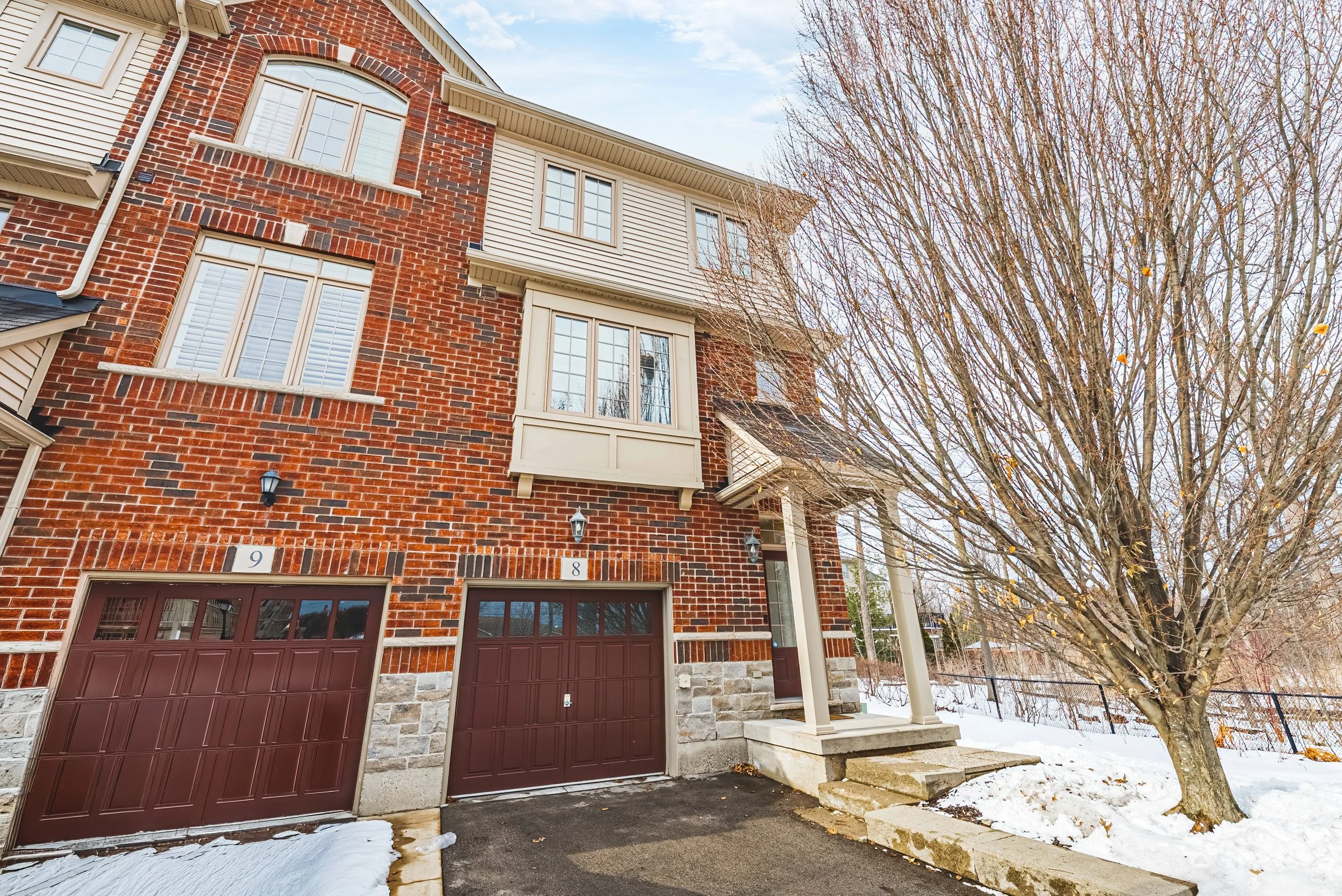 3 - 4165 Upper Middle #8, Burlington.jpg