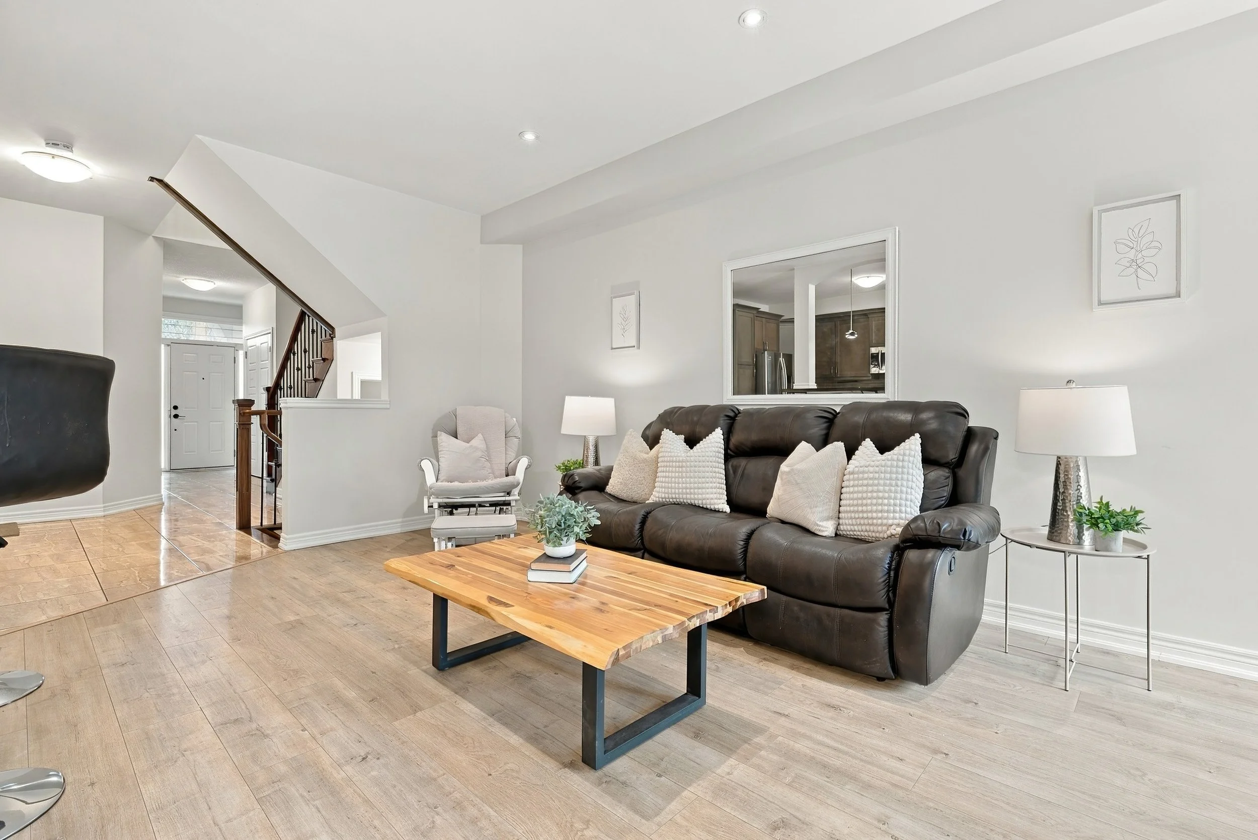 10 - 96 Springvalley Cres, Hamilton.jpg
