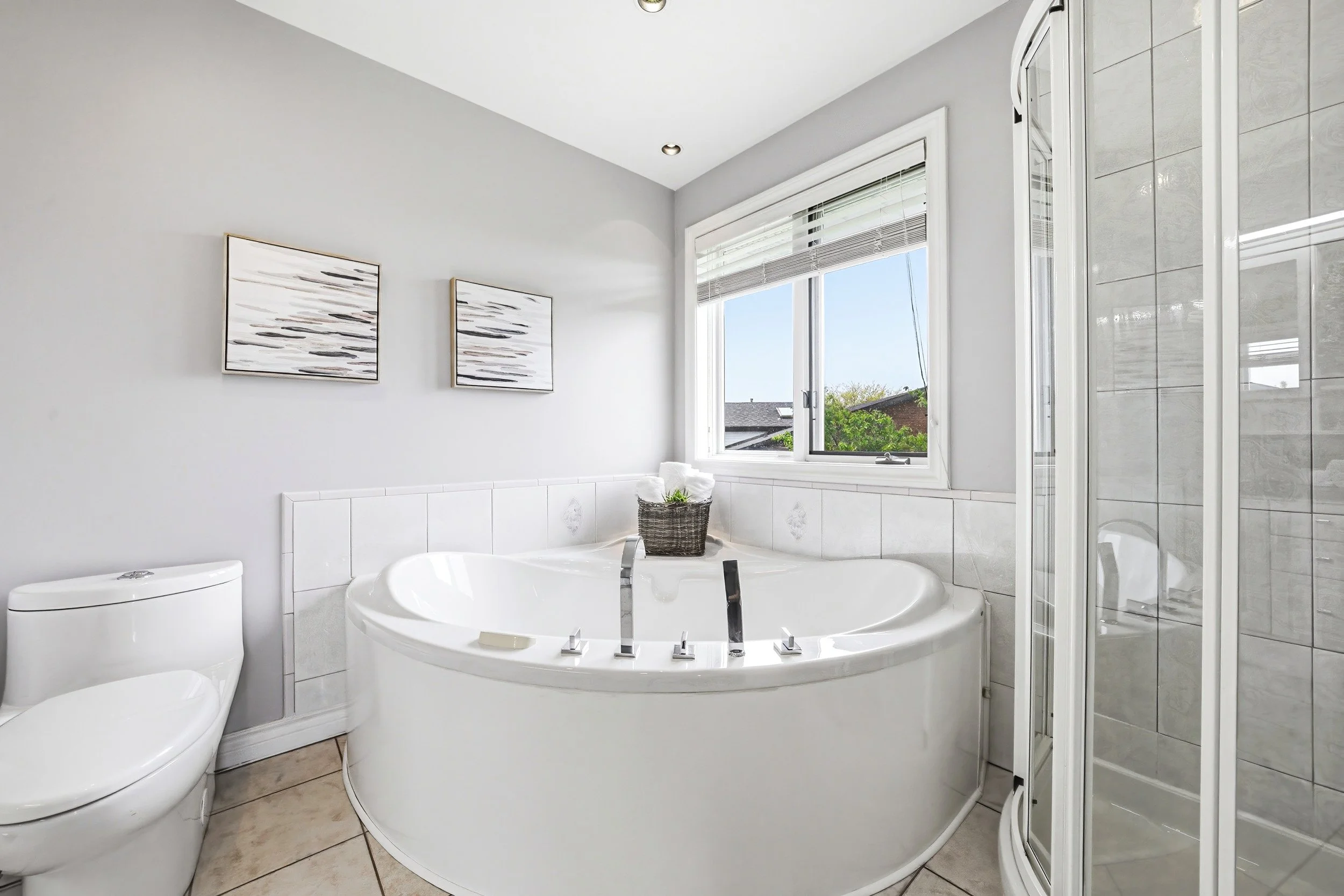 34 - 301 Parkwood Cres, Hamilton.jpg