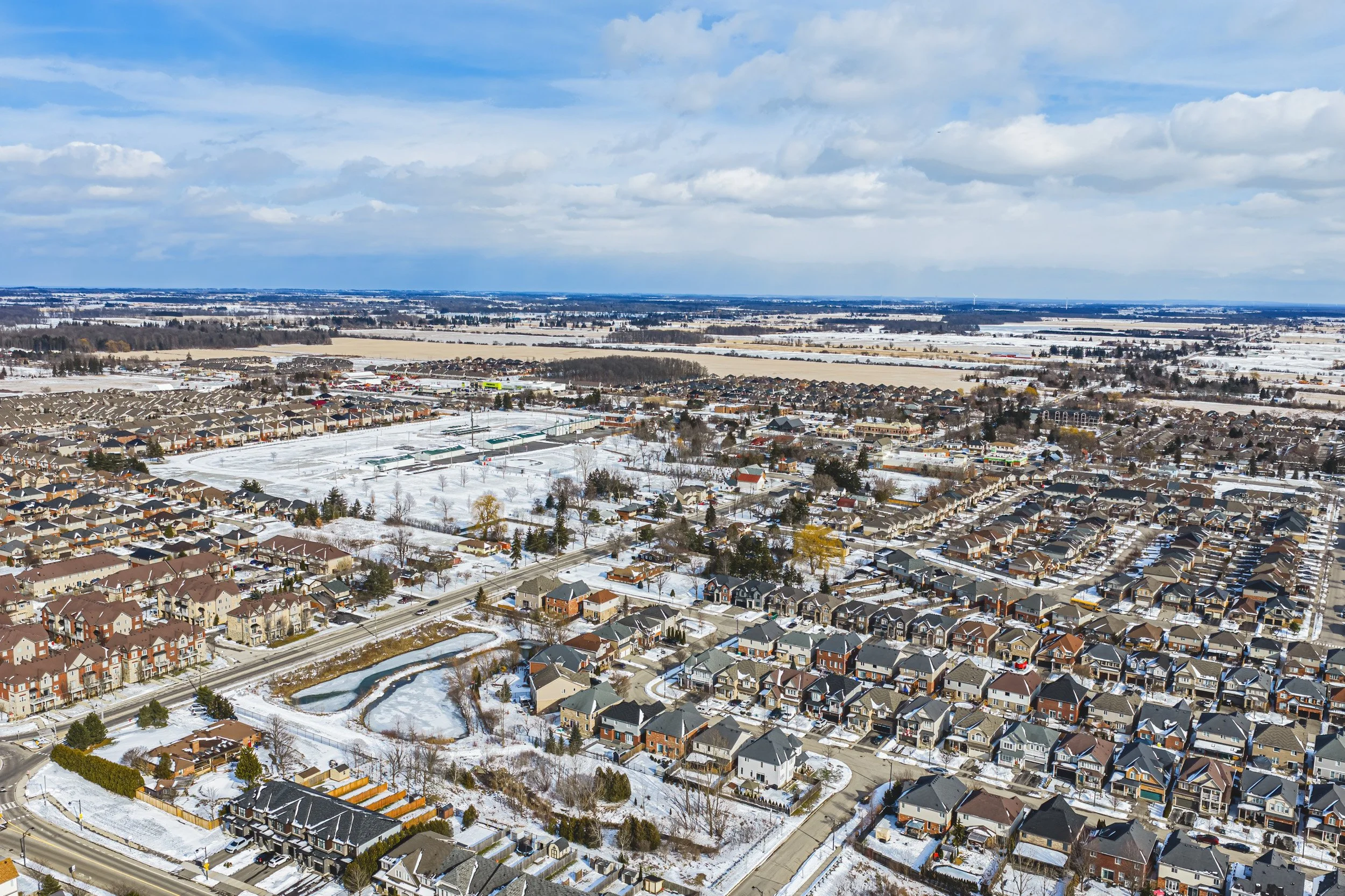 49 - 103 Powell Dr, Binbrook.jpg