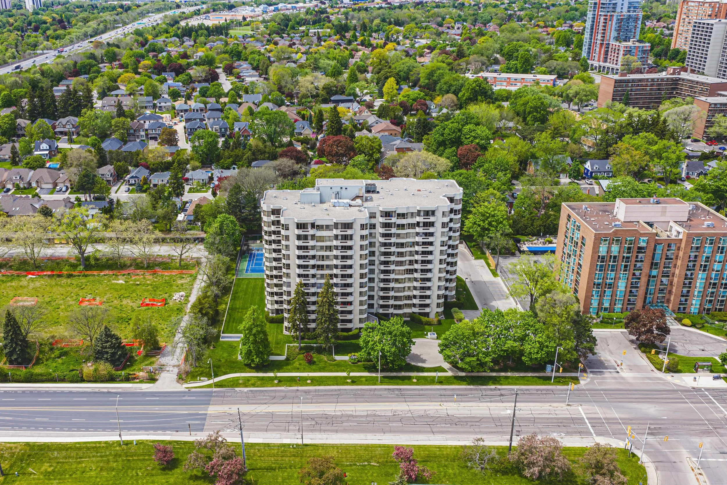 2 - 1201 North Shore Blvd E #101, Burlington.jpg