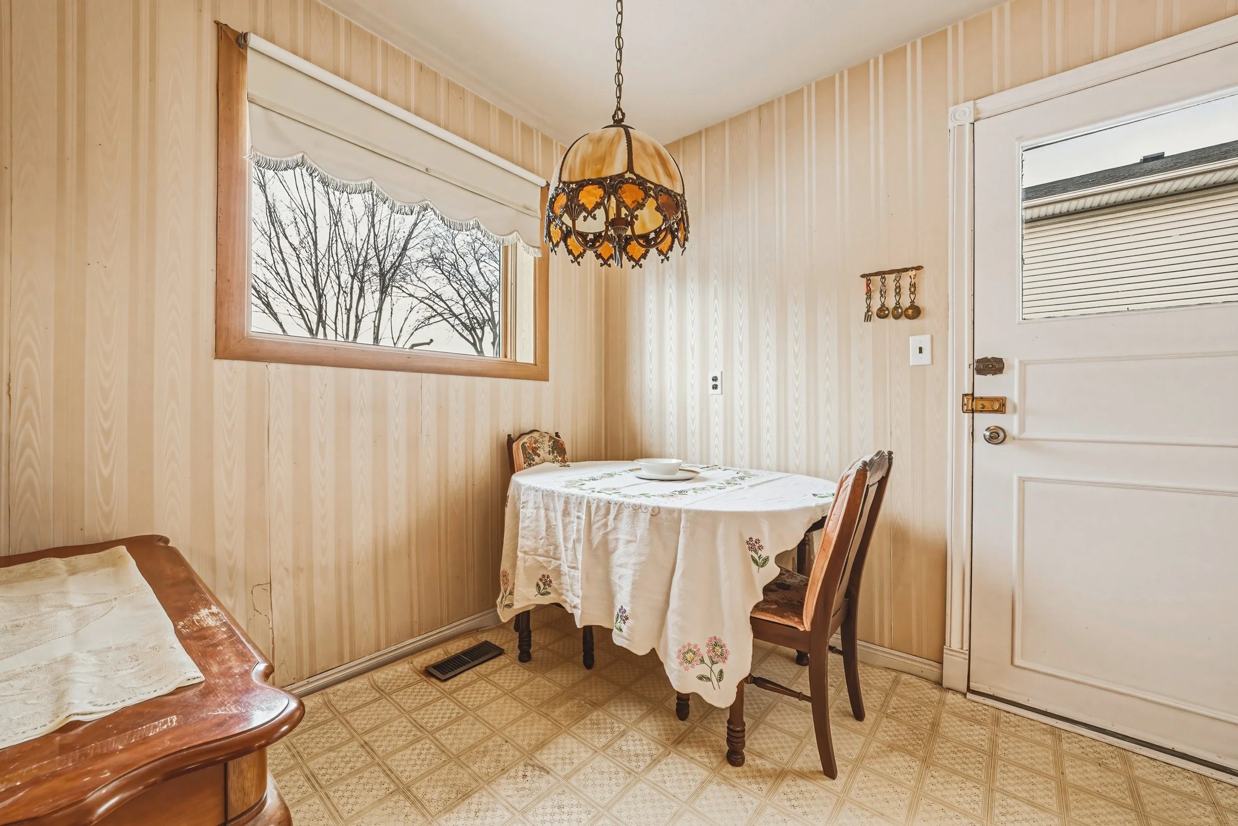 11 - 5410 Murray Cres, Burlington.jpg