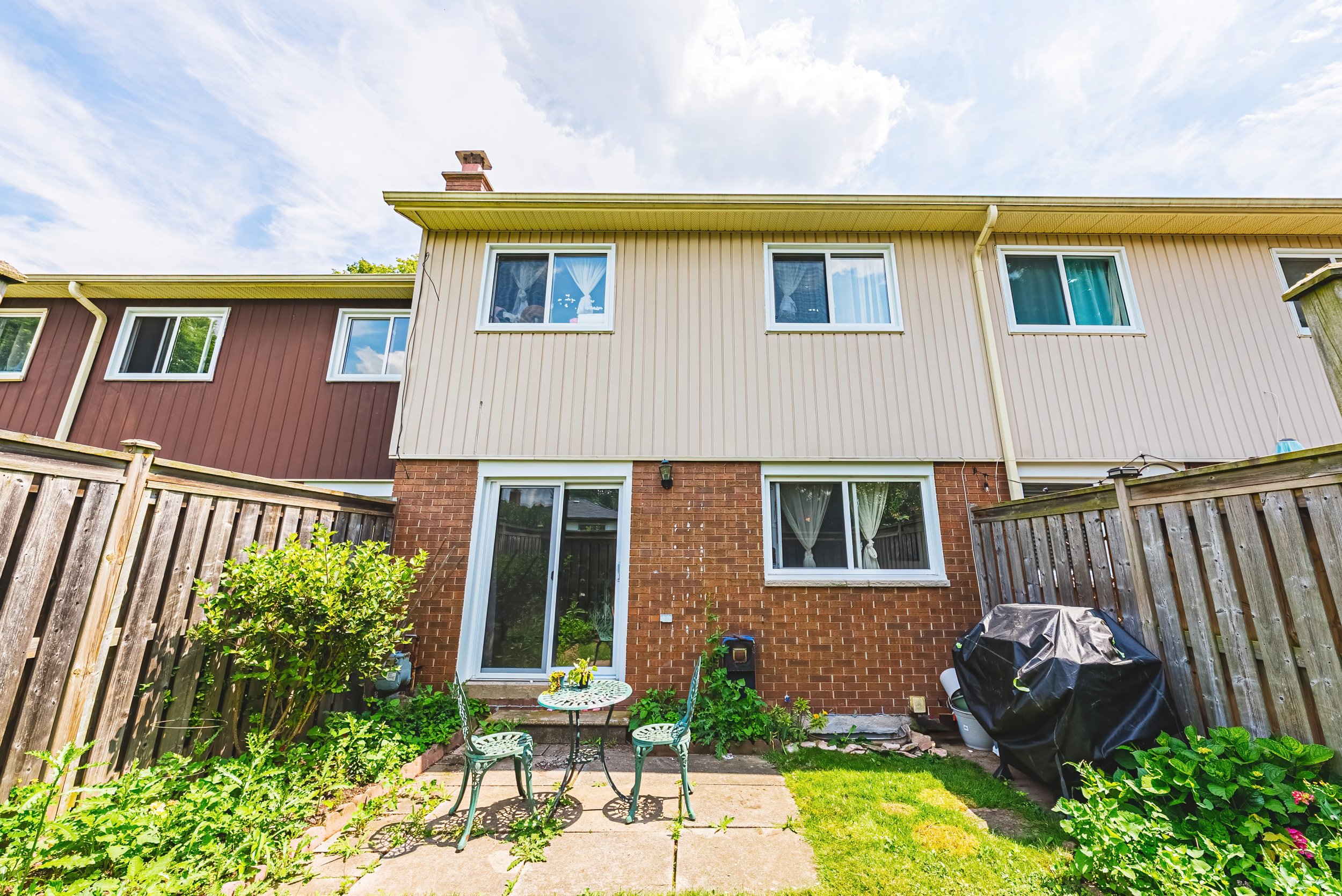 26 - 564 Sheraton Rd #14, Burlington.jpg