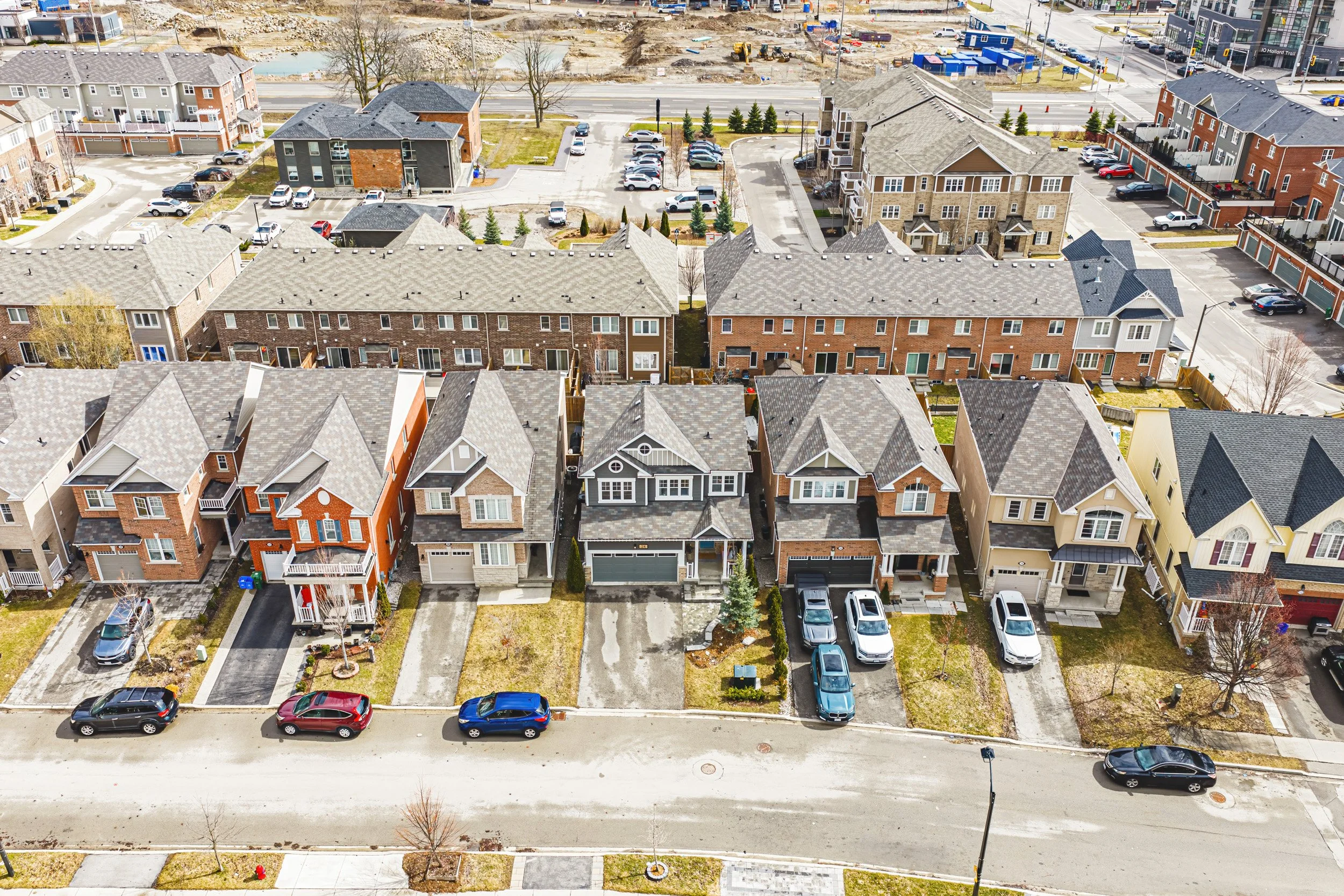 40 - 24 Stillwater Cres, Waterdown.jpg