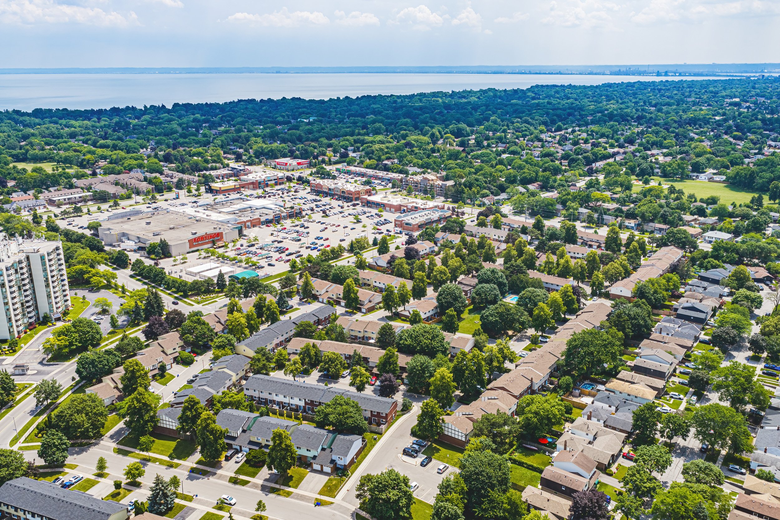 36 - 564 Sheraton Rd #14, Burlington.jpg