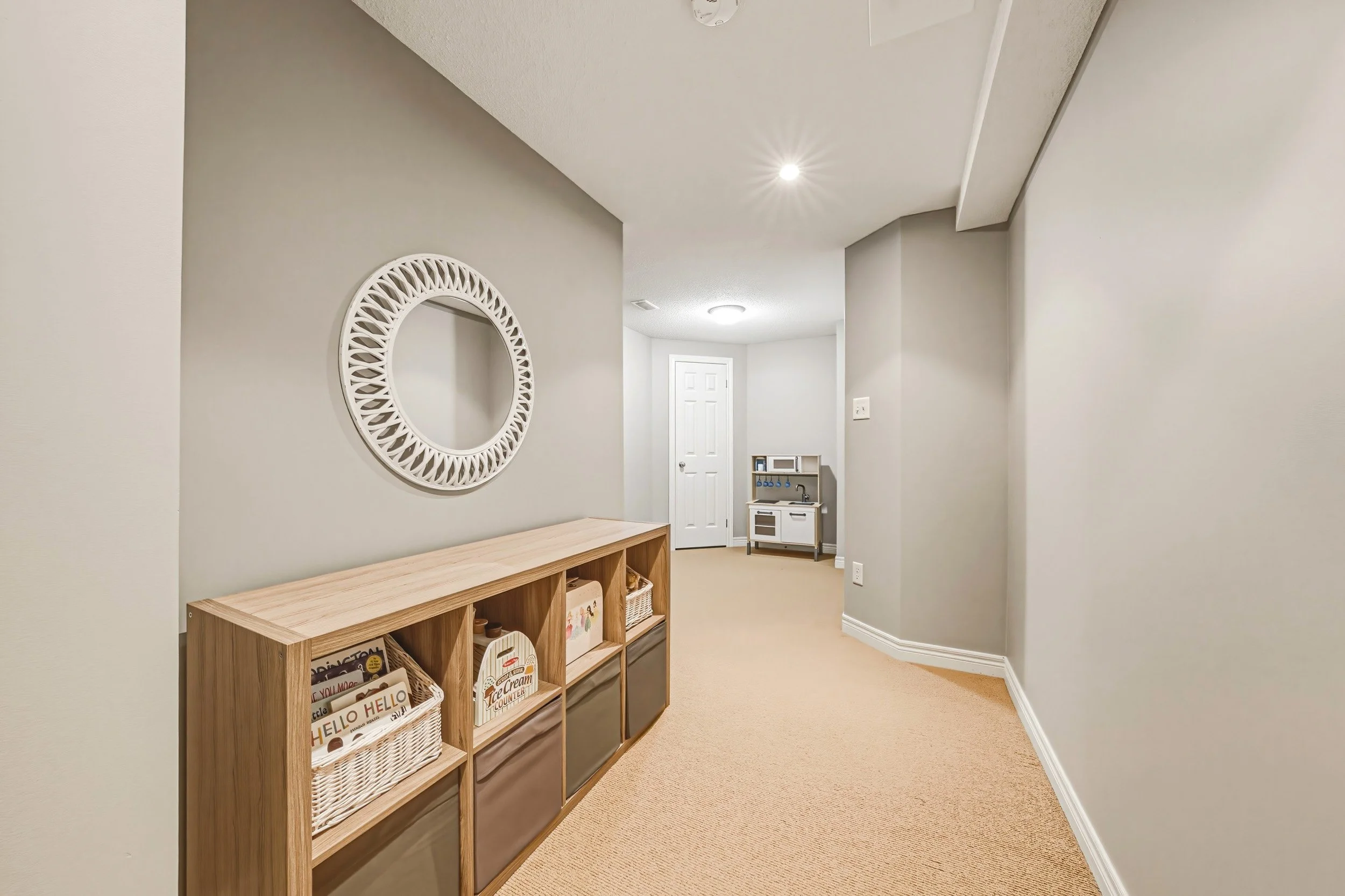 34 - 5214 Dryden Ave, Burlington.jpg