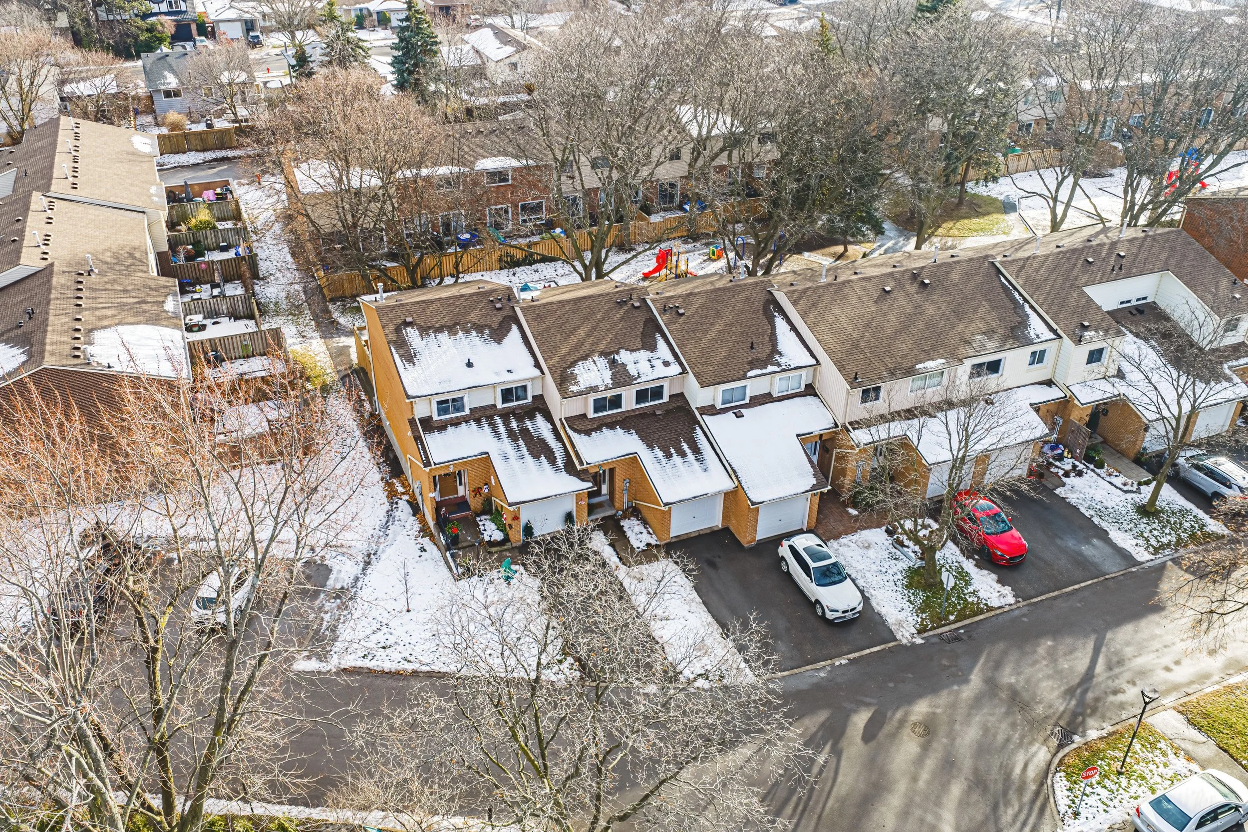 36 - 1584 Newlands Crescent #92, Burlington.jpg